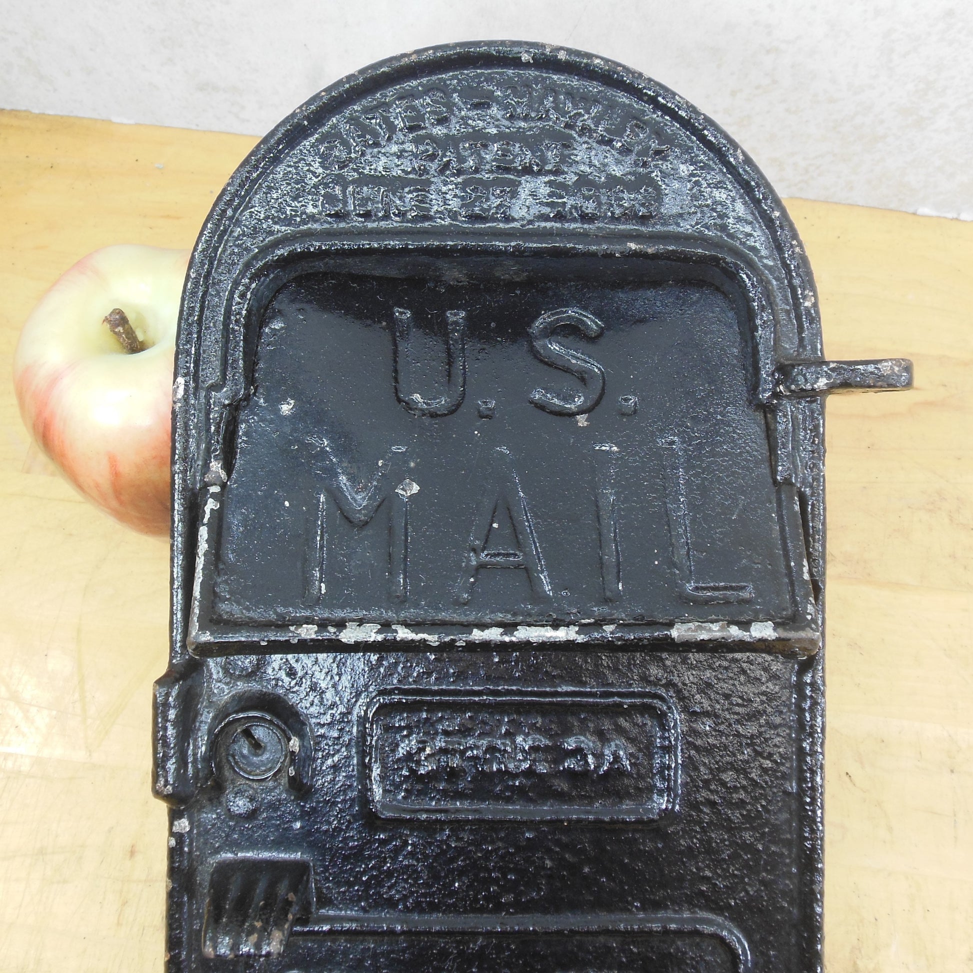 Antique 1899 Bates Hawley 3A Cast Iron Signal U.S Mail Box Door for Parts US Mail