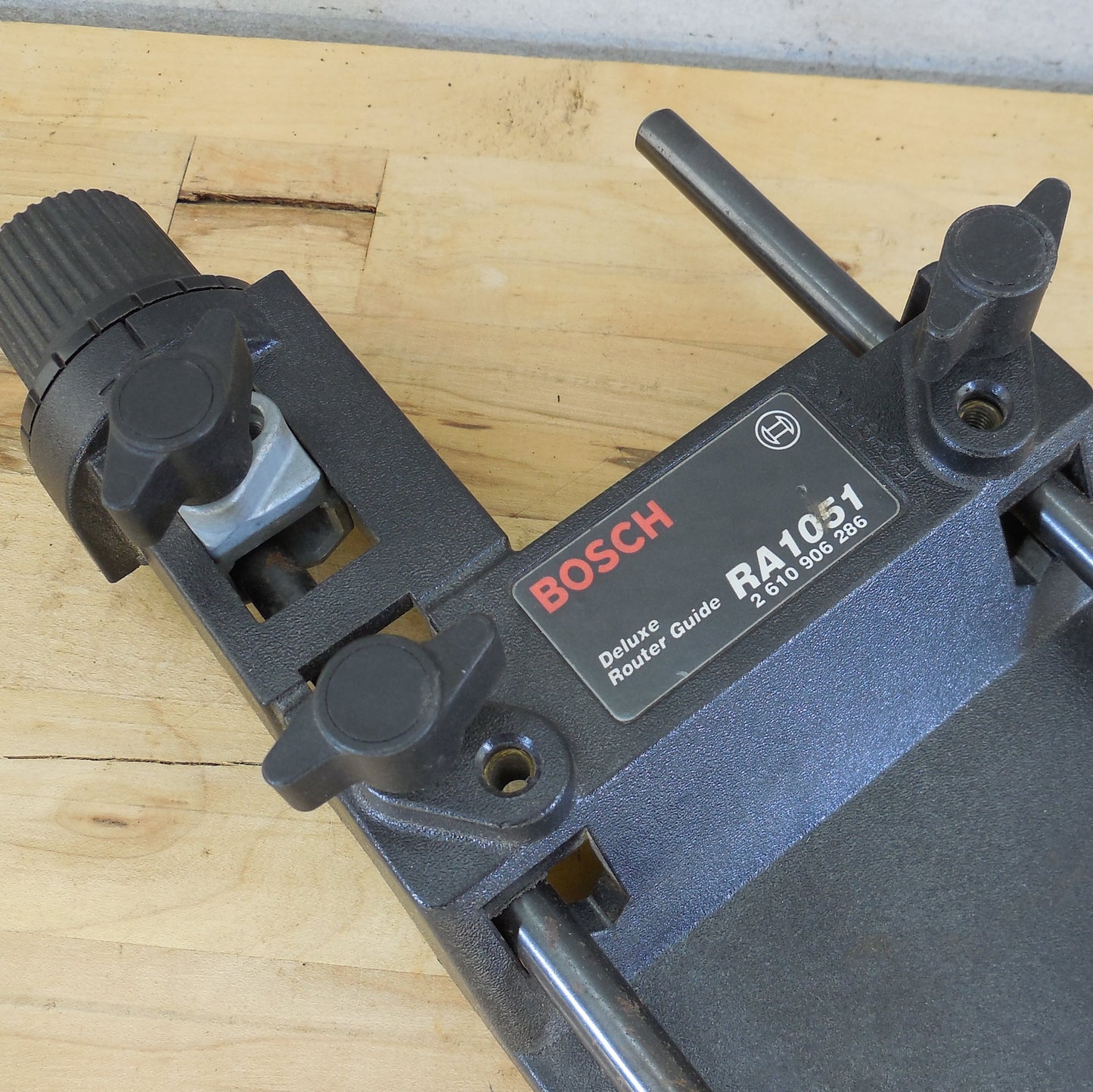 Bosch Deluxe Router Guide RA1051 Attachment vintage