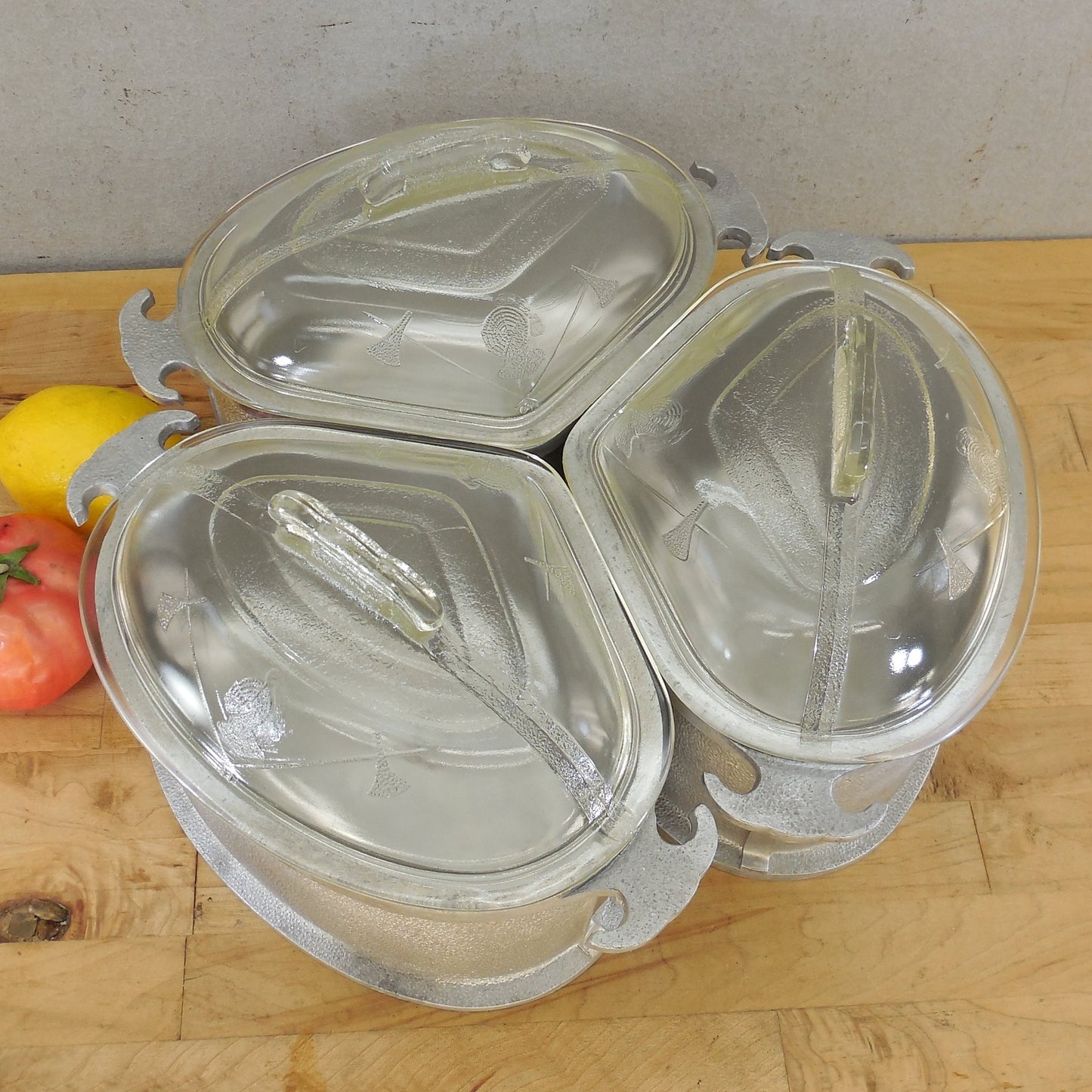 Guardian Service Ware Triangular Casserole Pan Pot 3 Set With Lids