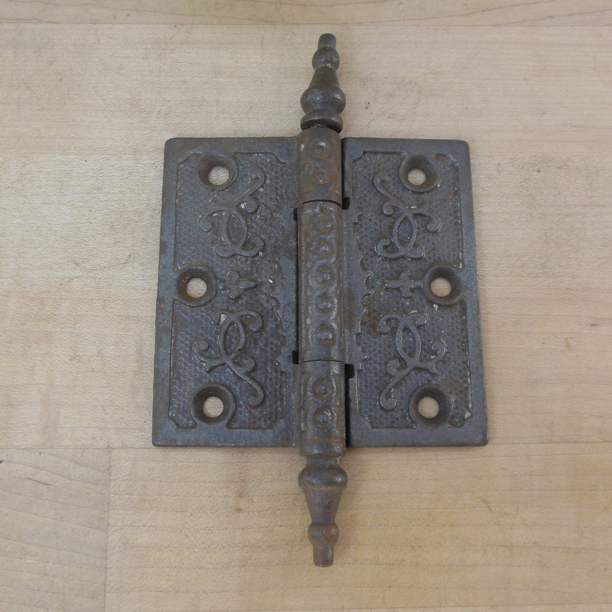 Antique Cast Iron Single Ornate Victorian Door Hinge 3-1/2 X 3-1/2 Steeple Cap