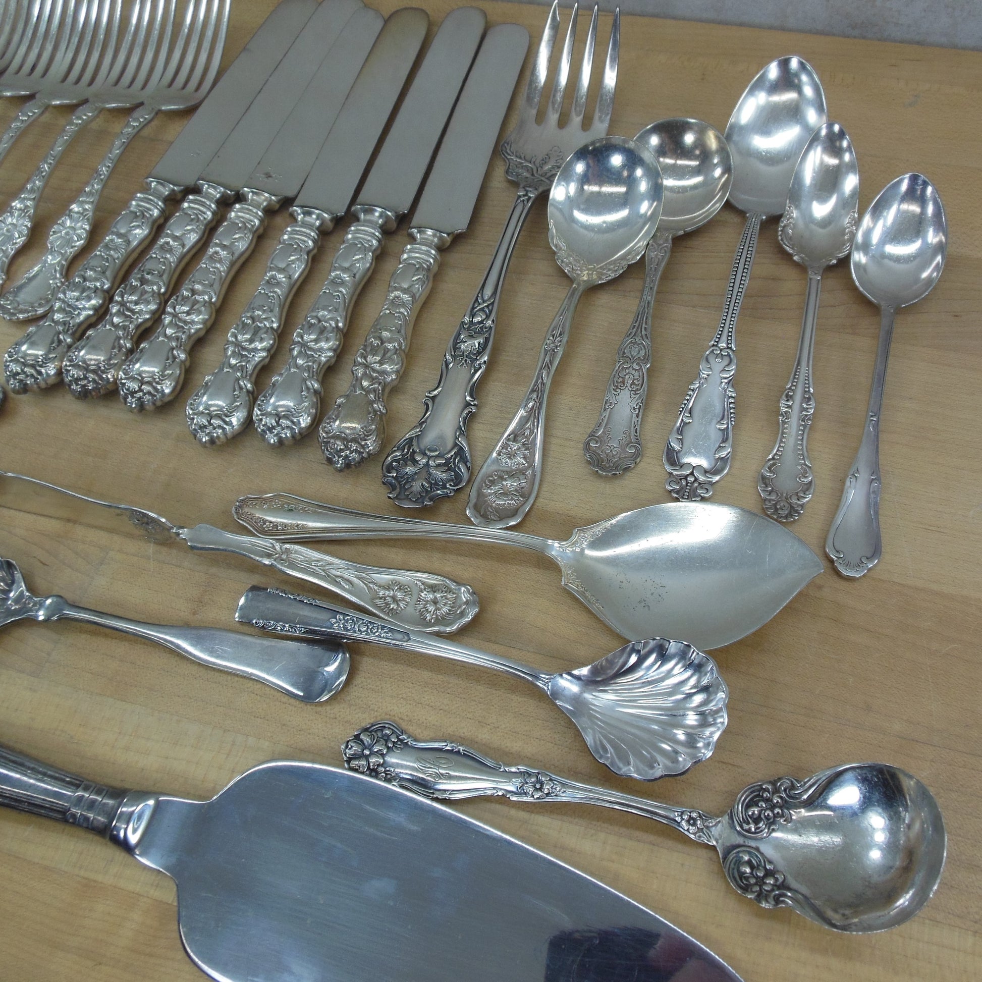 Mixed Lot Silverplate Flatware 27 Lot - Ornate Flowers & Other - Discounted Craft antique
