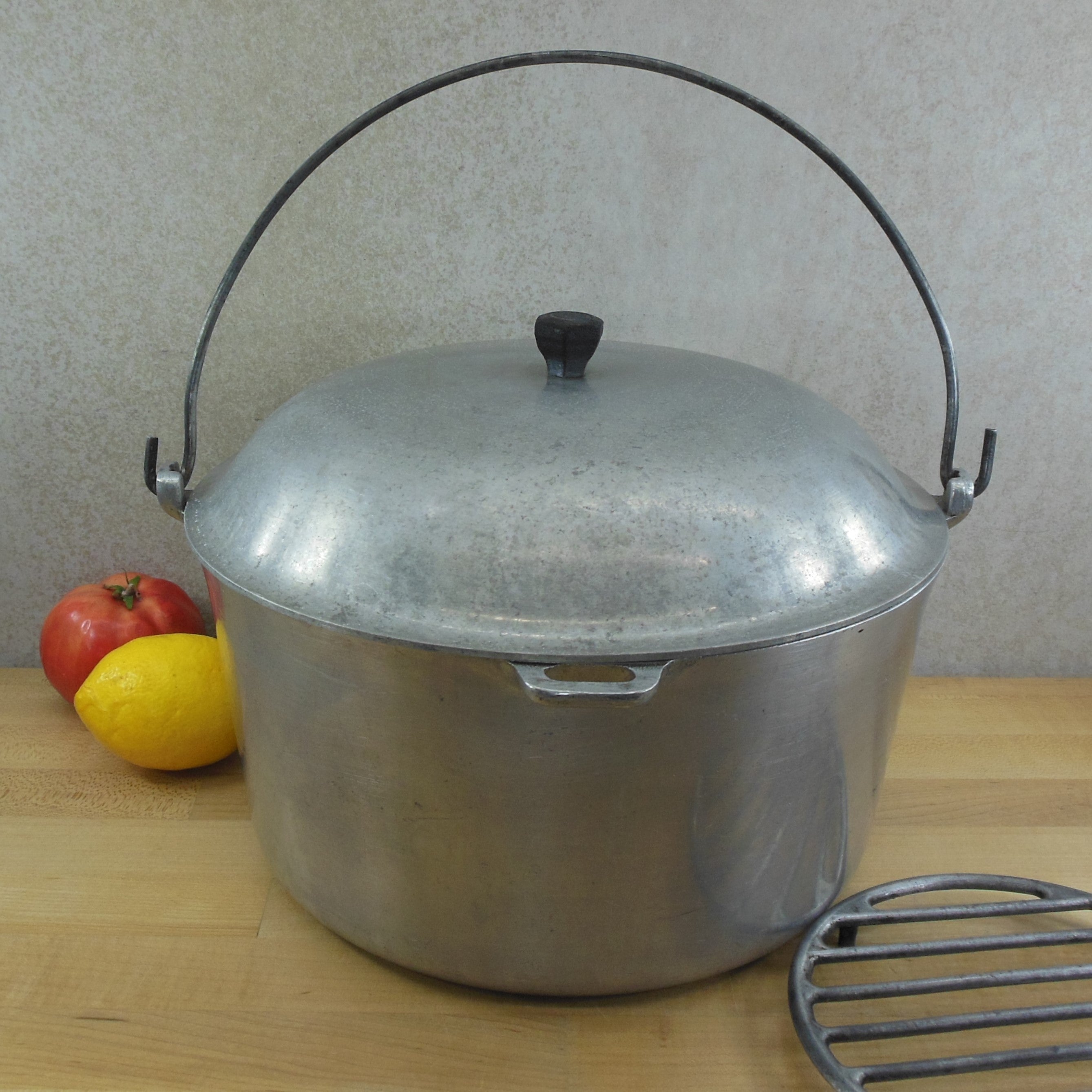 Household Institute Aluminum 10 Quart Dutch Oven Stock Pot & Lid Olde
