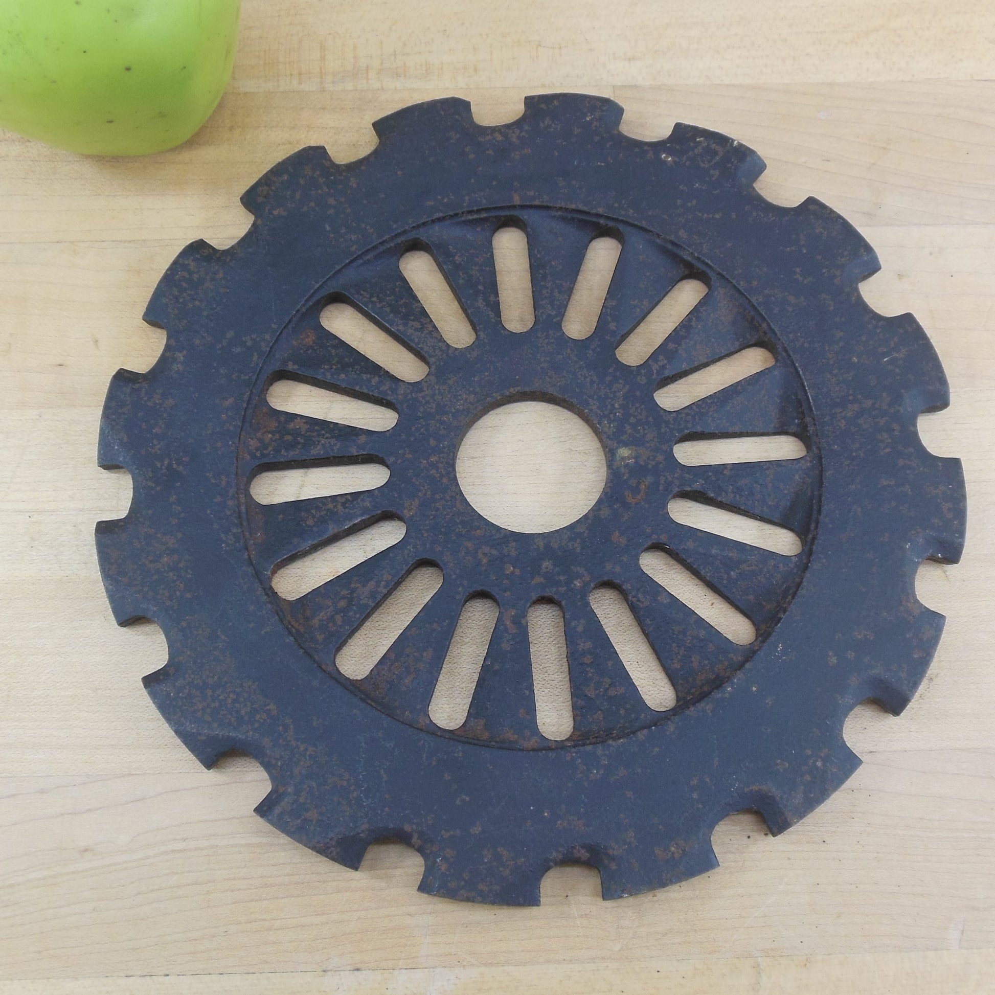 planter seed plates International Harvester 3042A Cast Iron Planter Seed Plate – Olde Kitchen & Home