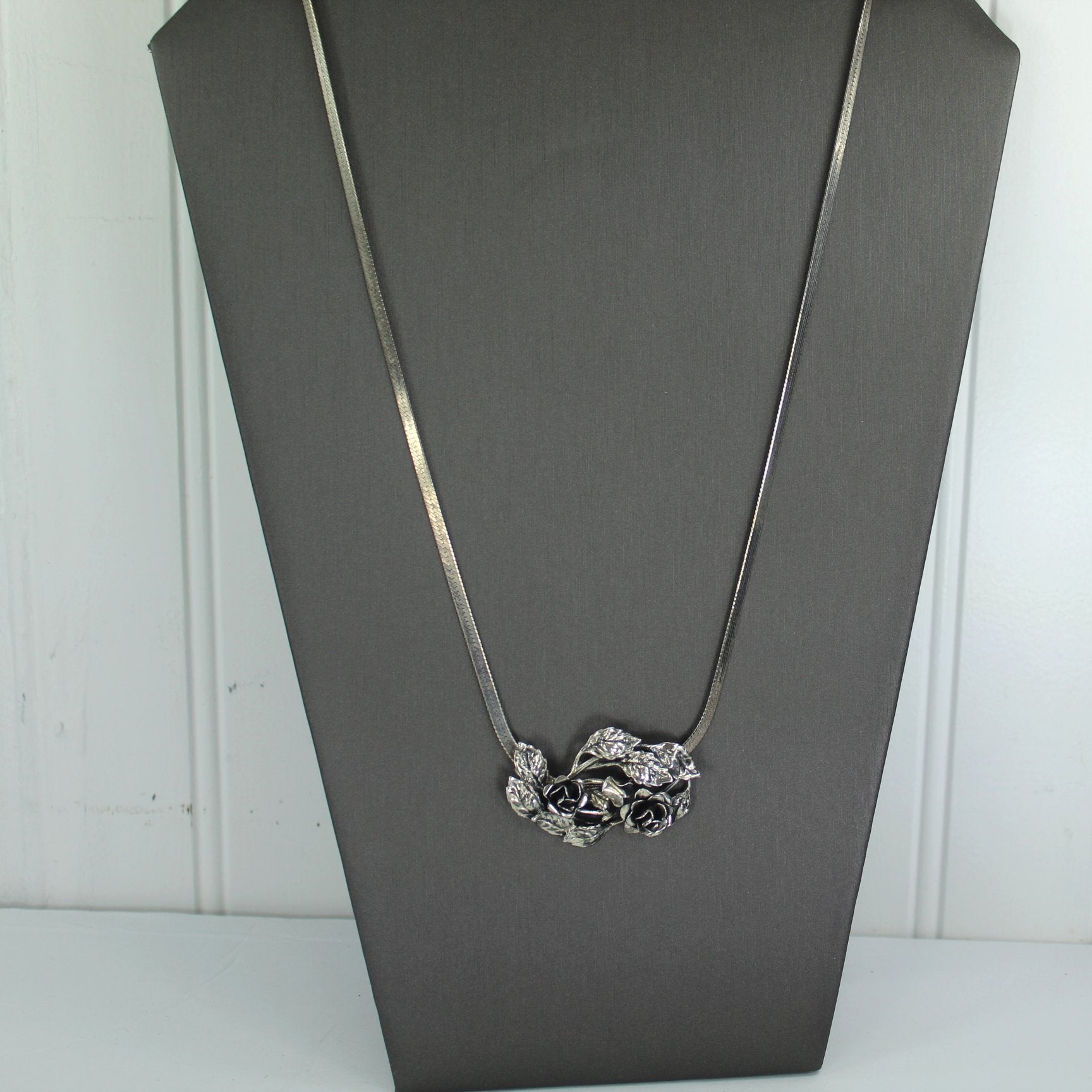 Danecraft Vintage Pendant Necklace 925 Sterling Dimensional Roses Leaves full length neck view