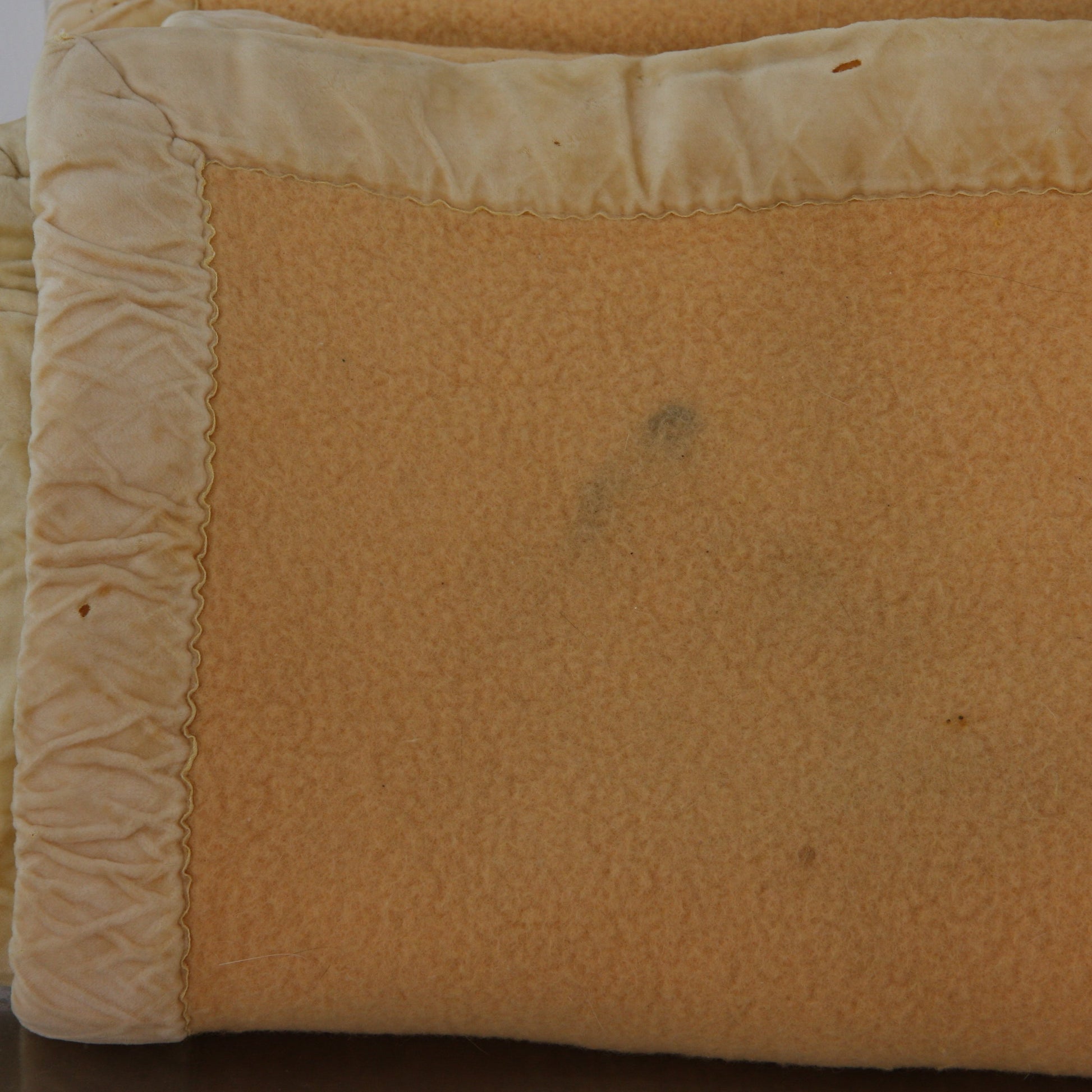 Good Night 100% Wool Orange Blanket3
