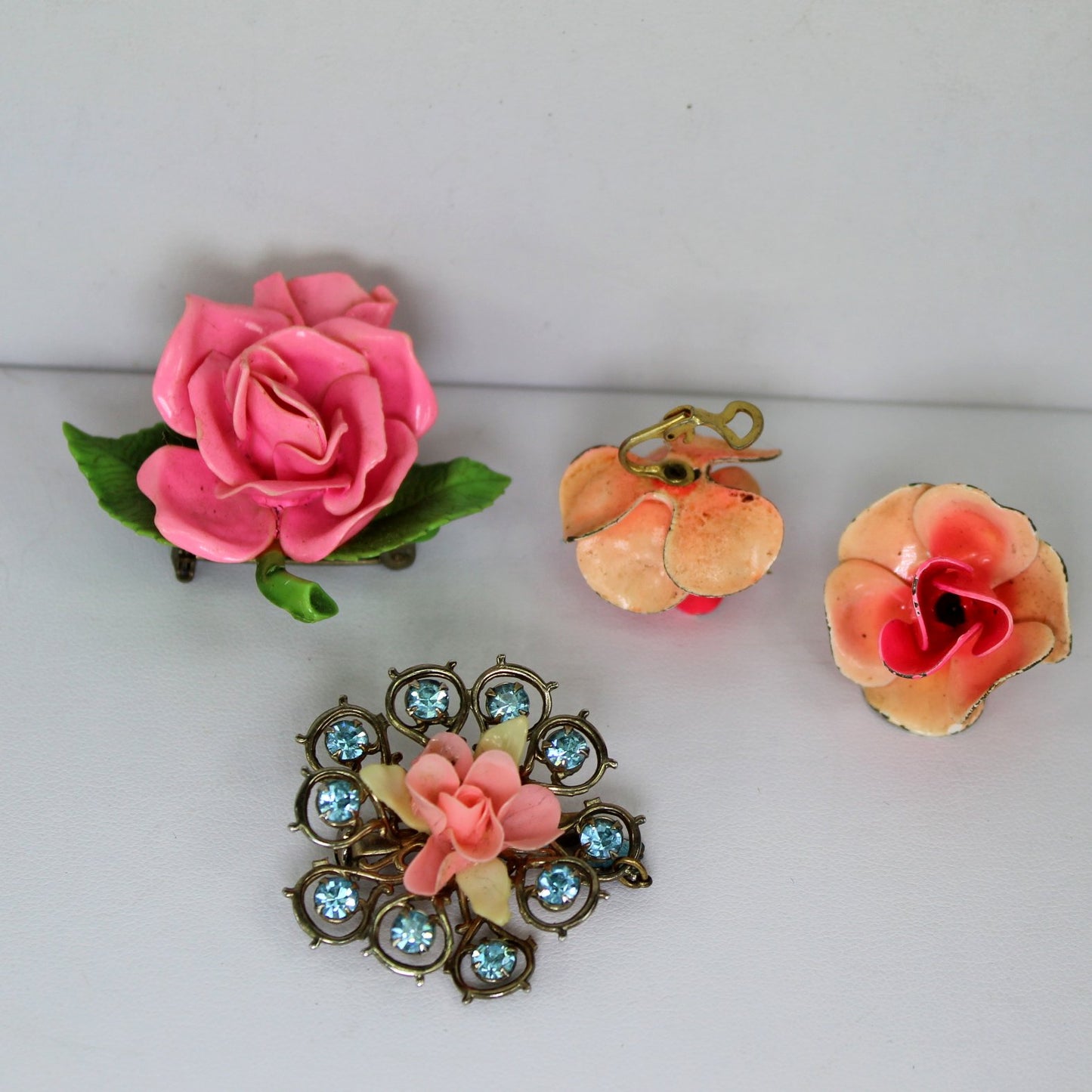 Collection Vintage Old Jewelry Wear DIY Jewelry  closeup pin earrings