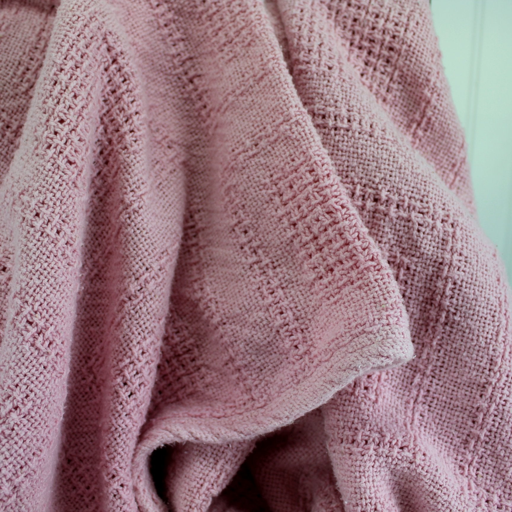 Vintage Large Cotton Blanket Pale Pink Basketweave 90" X 90"  closeup of weave and edges