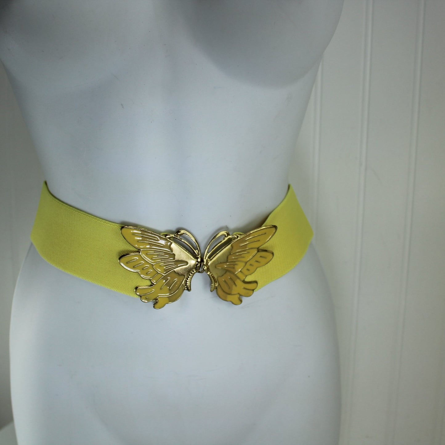 Vintage Yellow Stretch Belt Metal Butterfly Clip Buckle great lemon yellow