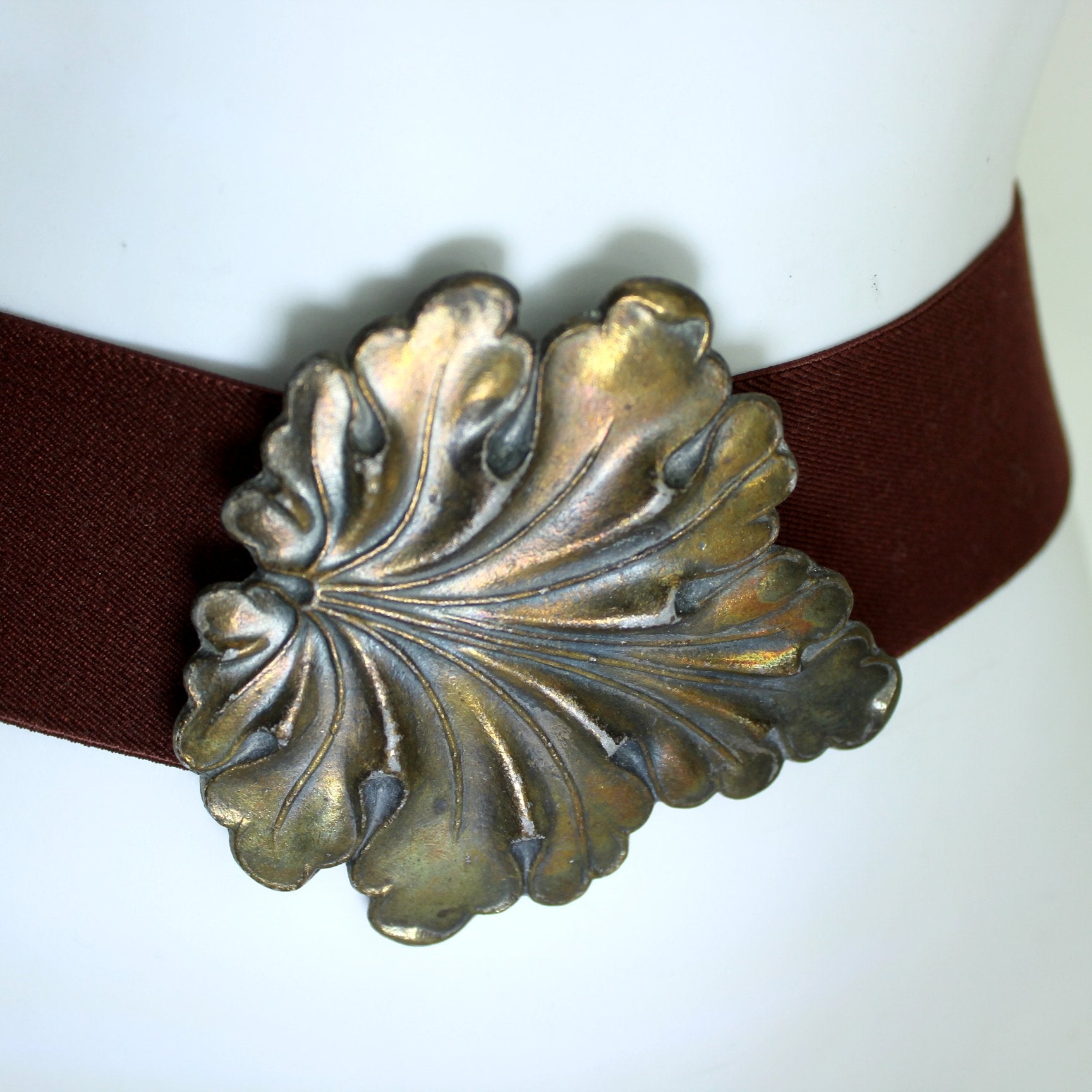 Handsome Vintage Stretch Belt Dark Cacao Brown Huge Leaf Clip Buckle Discount closeup leaf