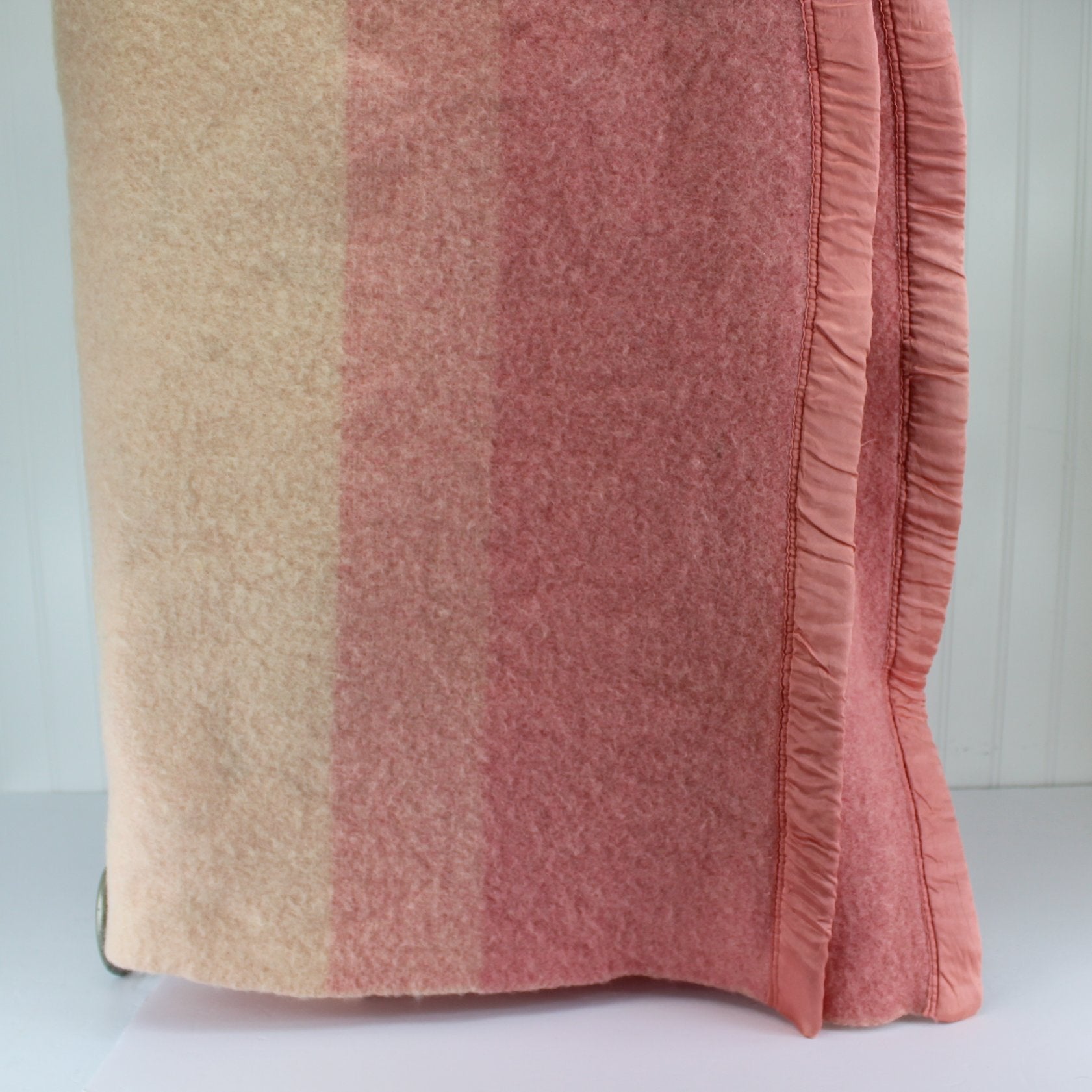 St Marys Ohio Wool Blanket Ombre Pinks Rose Discounted 58" X 80" linear view