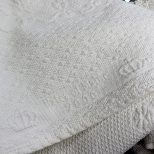 Bates of Maine Cotton Bedspread Embossed 2000 White Floral Woven Design Matelasse