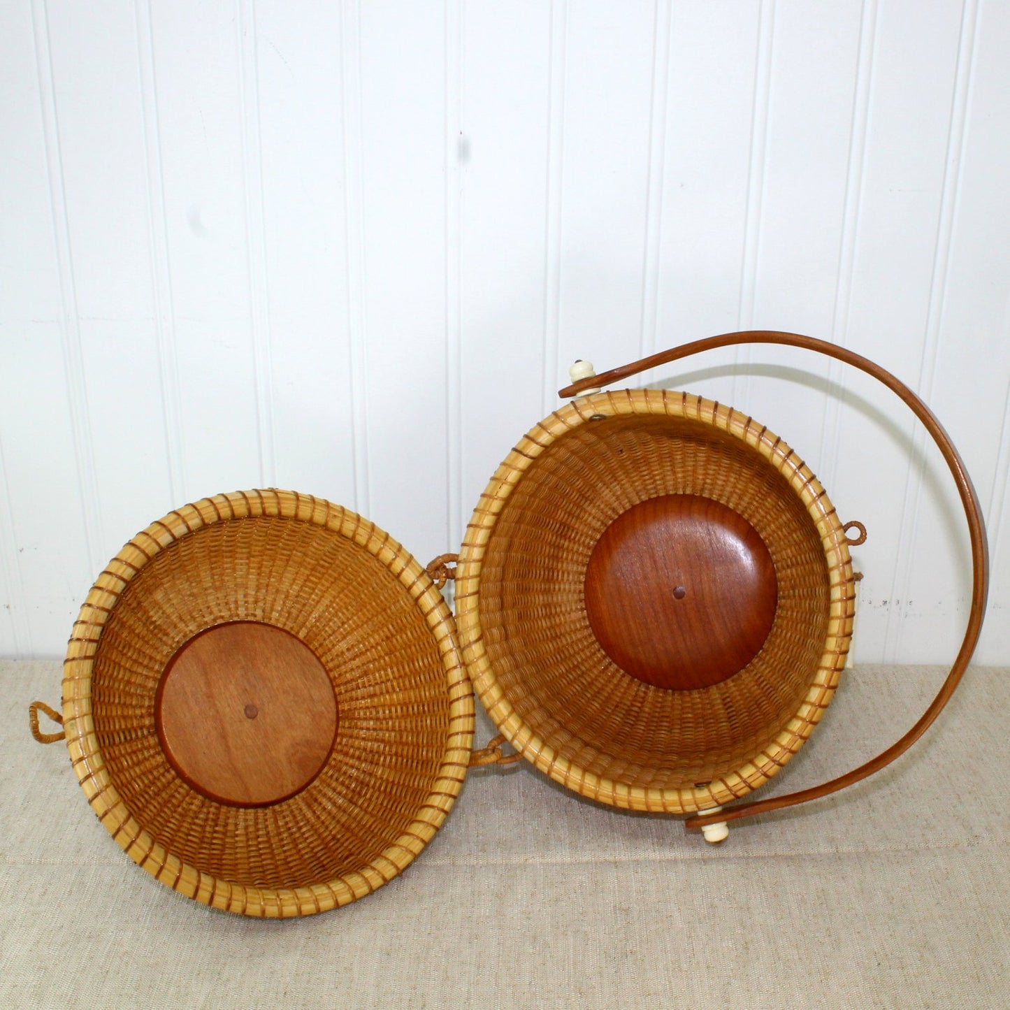 Nantucket Friendship Basket Purse Shell Ivory Decorated Rare Dome Shape open showing inside