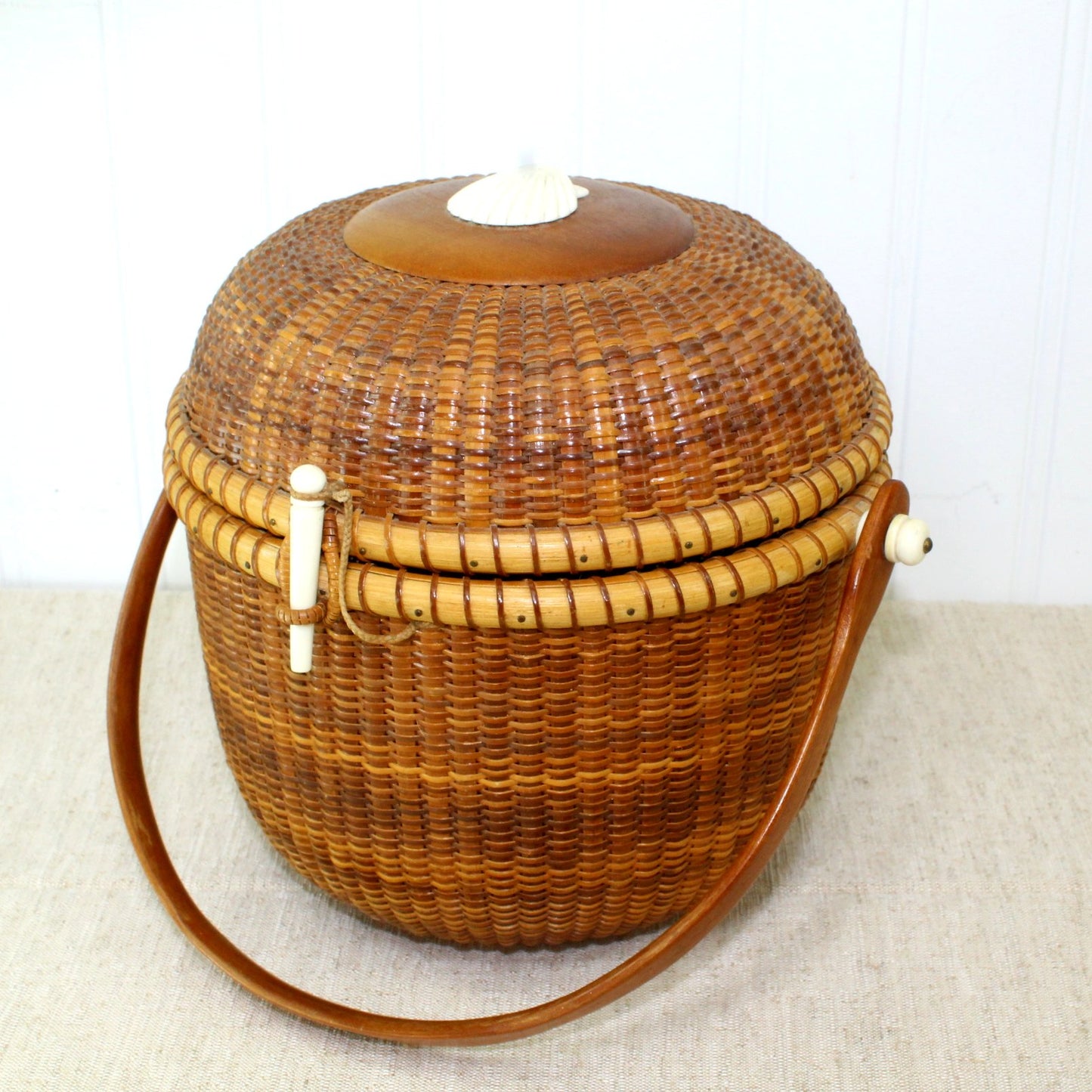 Nantucket Friendship Basket Purse Shell Ivory Decorated Rare Dome Shape front view handle down