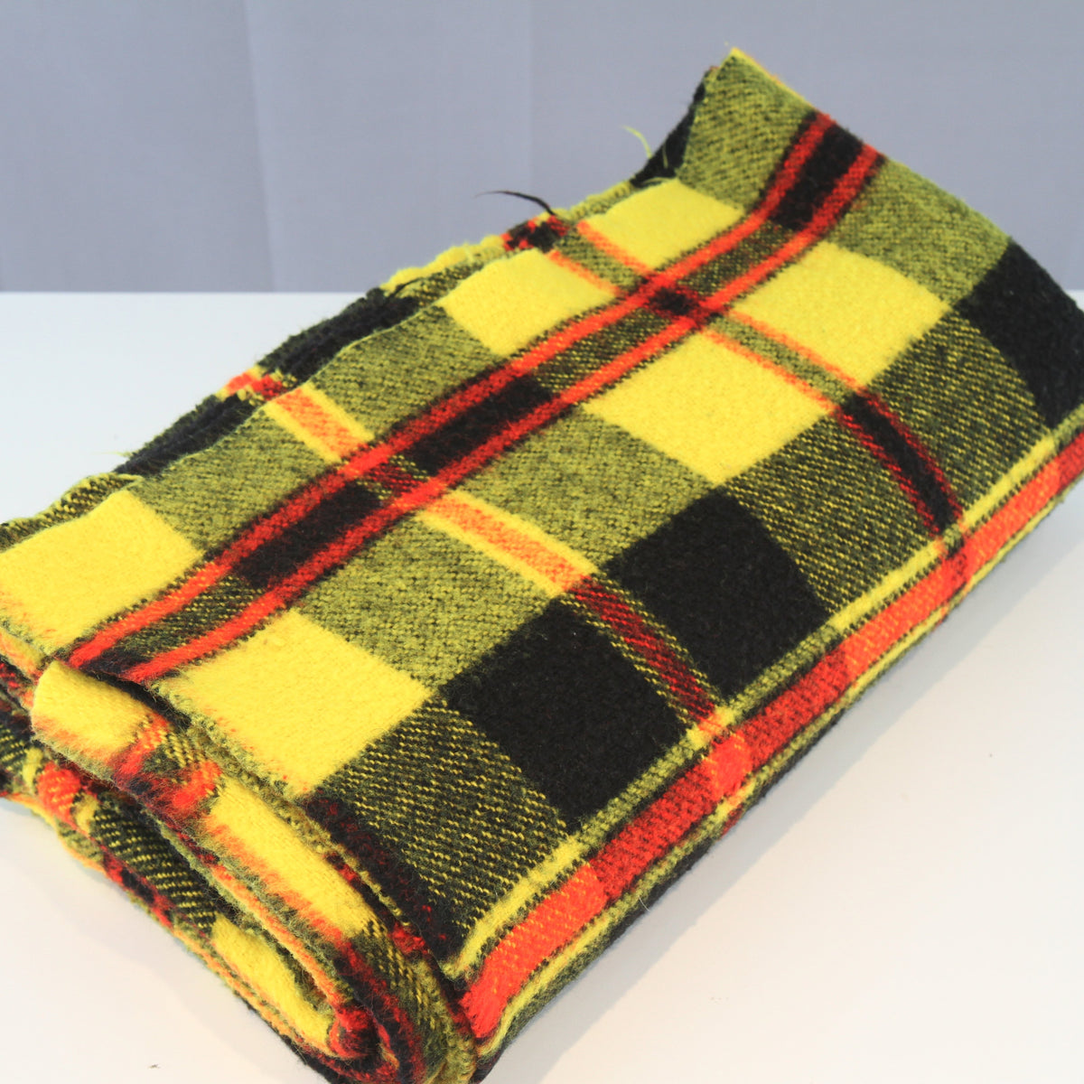 Vintage Unbranded Yellow Plaid Throw Blanket 69W x 76L