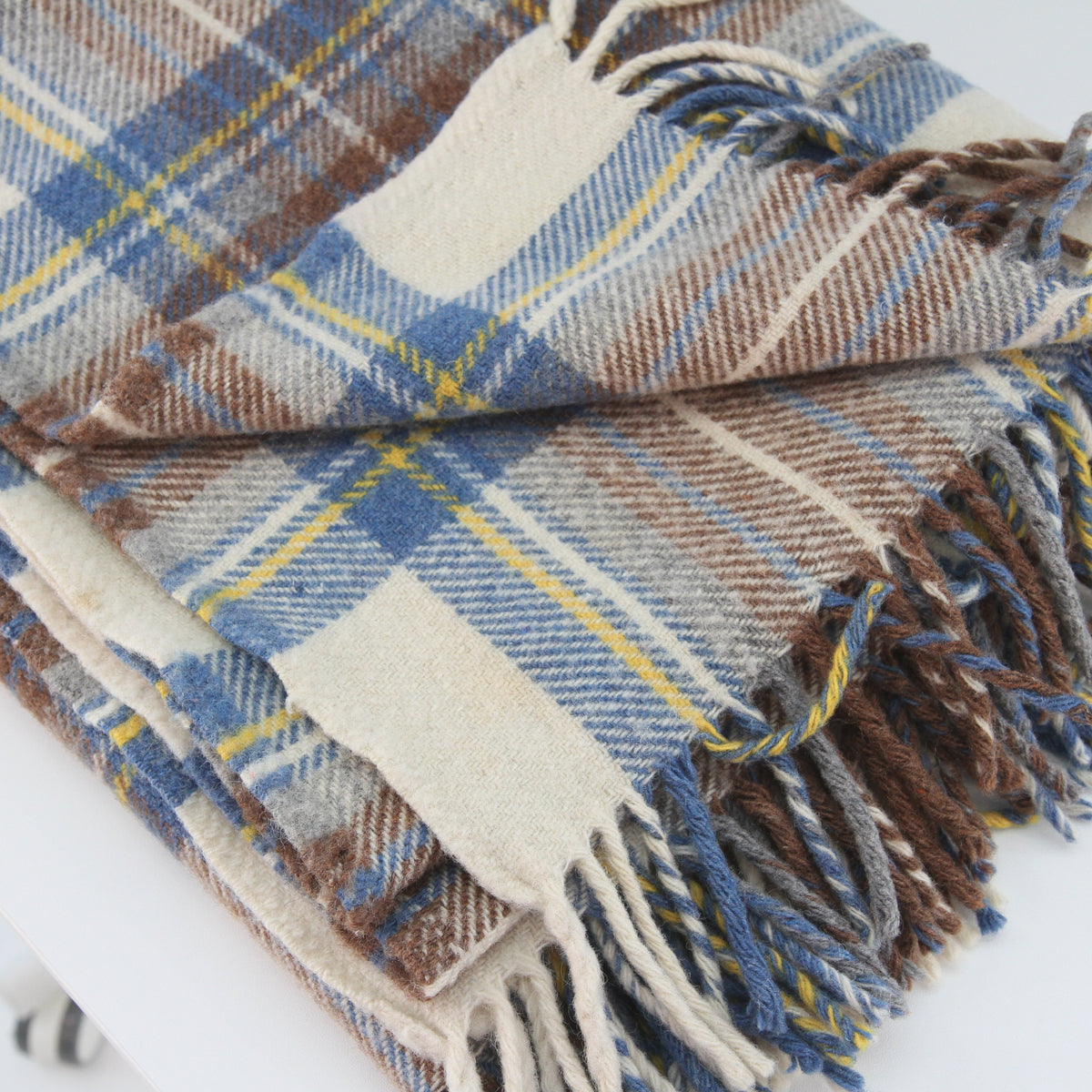 Vintage Unbranded Fringed Wool Plaid Tartan Throw 50W x 56L