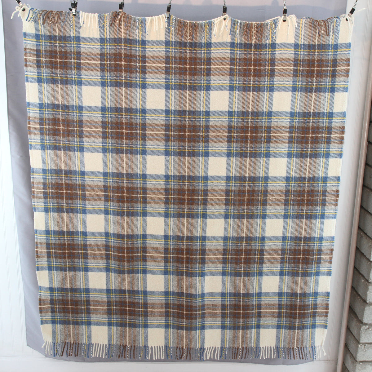 Vintage Unbranded Fringed Wool Plaid Tartan Throw 50W x 56L