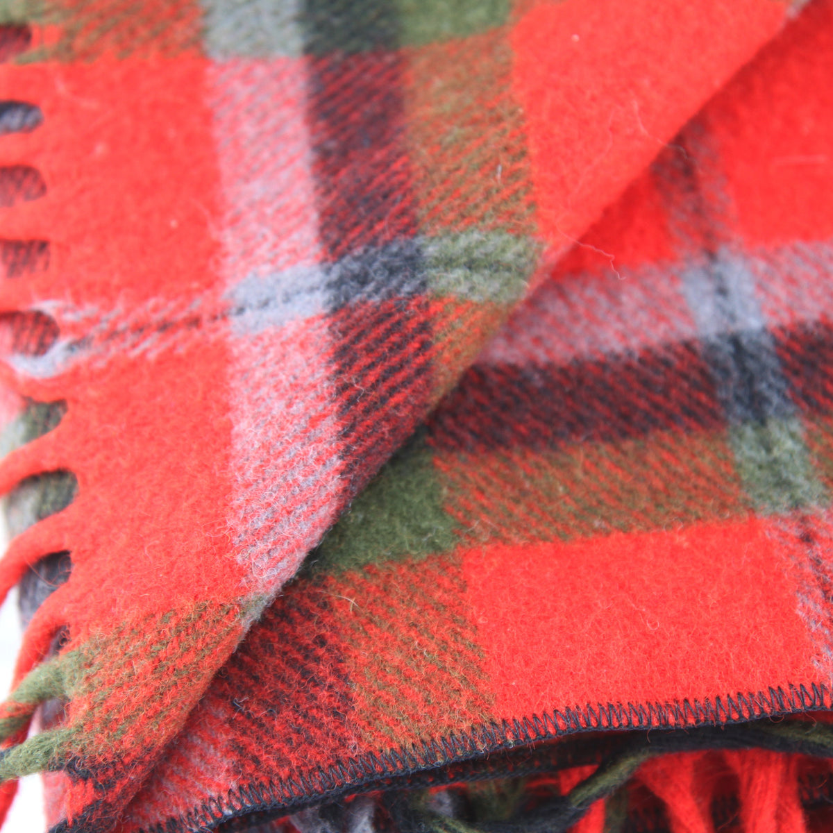 Vintage Unbranded Wool Throw Lap Blanket 51W X 41 1/2L