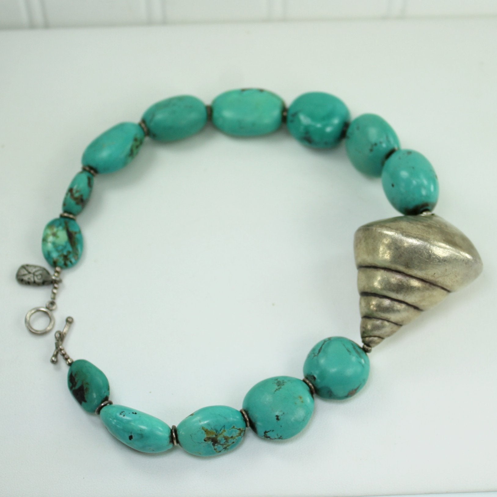 Stunning Statement Chunky Turquoise Large Silver Metal Shell Necklace Marked PCK logo reverse shell reverse