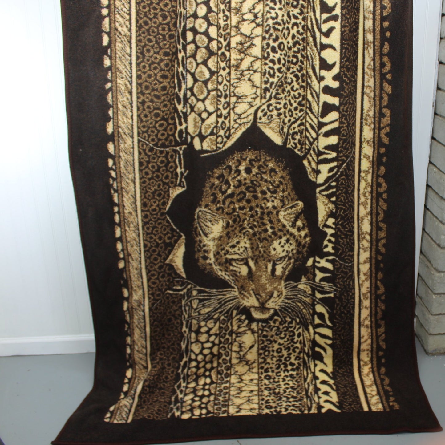 San Marcos Hometex Acrylic Cotton Blanket Leopard African Symbols stunning design