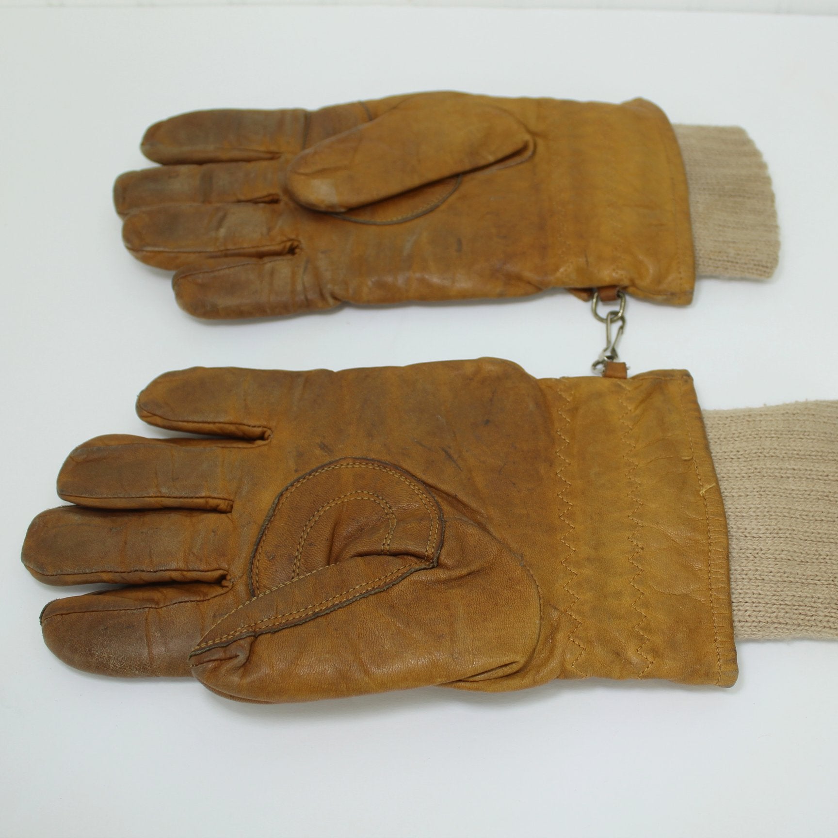 Conroy Leather Gloves XC Acrylic Inner Gloves Mens Large Pre Owned both gloves reverse
