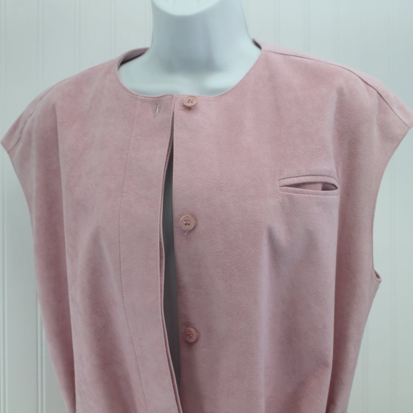 Vintage Samuel Robert Androu Designer Long Vest Dusty Pink 1970s Ultrasuede closeup view front 