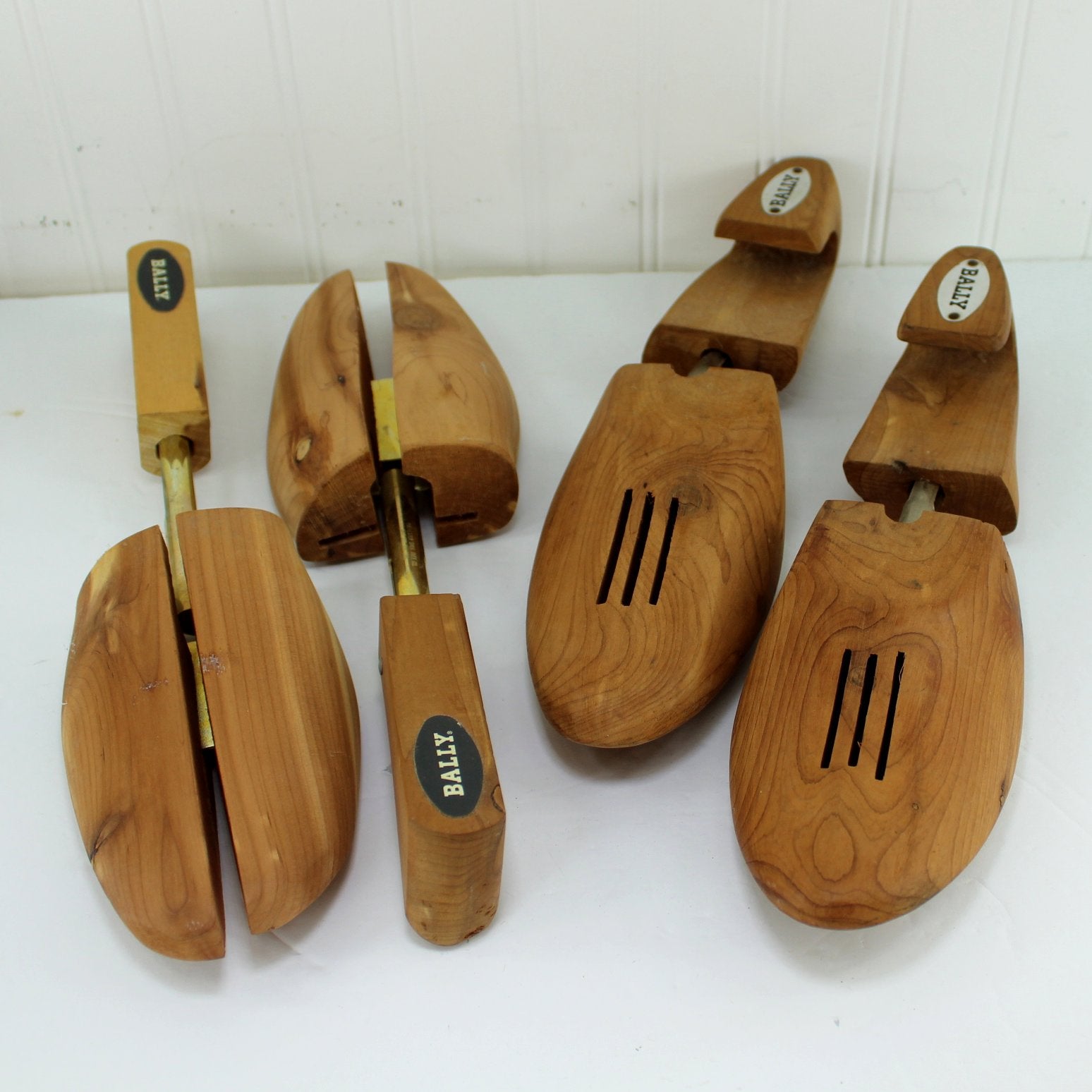 Men's 2 Pairs XL Bally Shoe Trees Canada and Rochester Co.