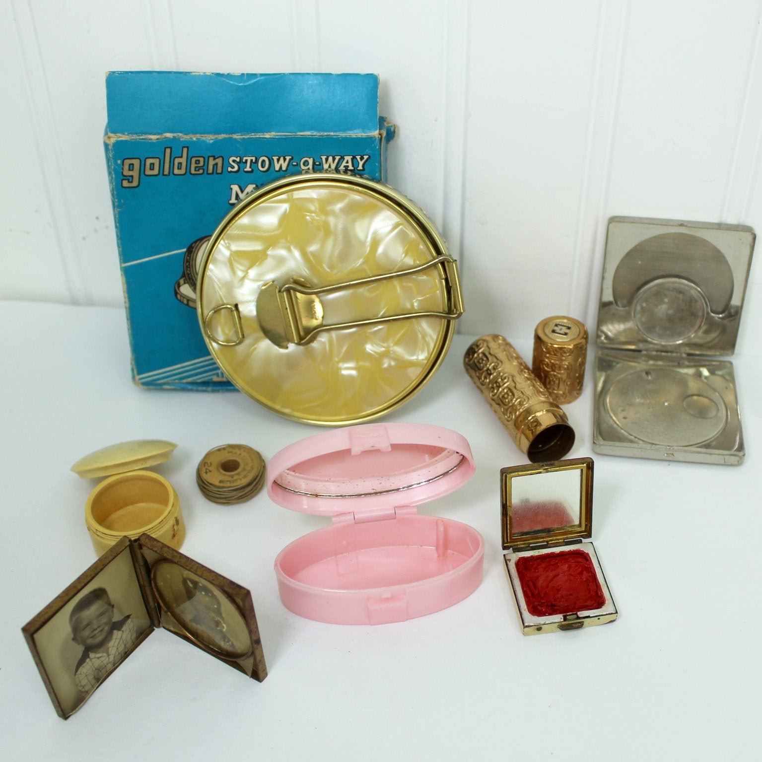 Vintage Antique Vanity Makeup Collection Estates Hubbard Quinlan Ciner thread bobbin faux ivory