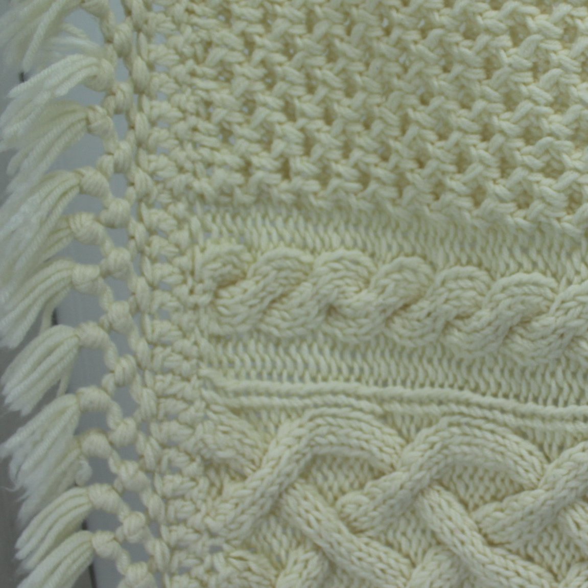 Hand Knit Fisherman's Pattern Throw Blanket Heavy Warm  closeup stitches