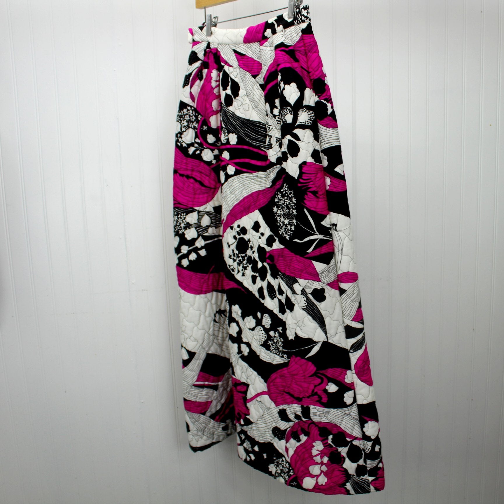 Alex Colman California Maxi Quilted Skirt Mod Print 1960s Black White Fuchsia back of skirt