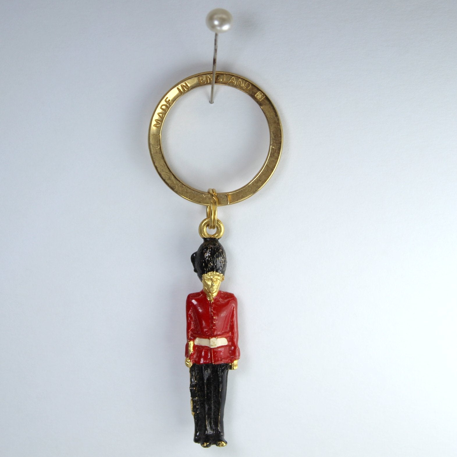 Queen's Guard Keychain Key Ring Made England Heavy Vintage Unused full view