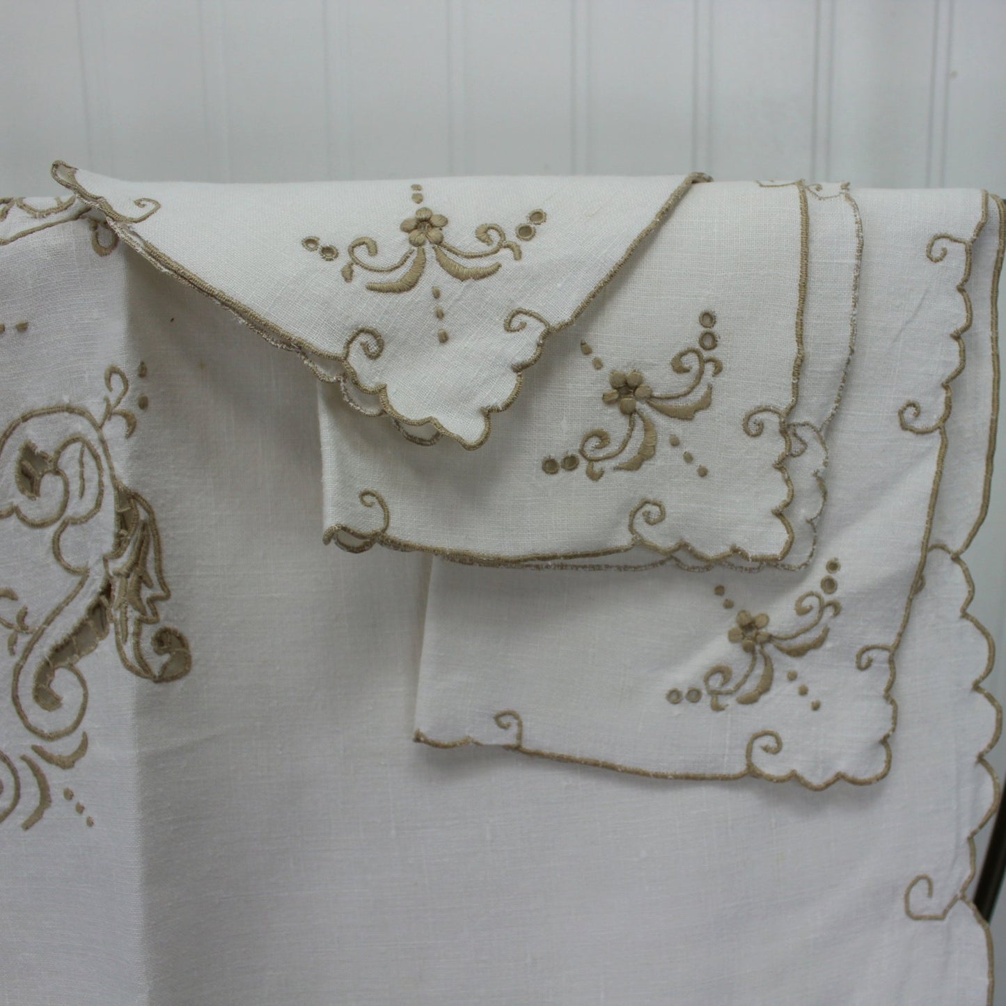 Vintage Small White Linen Table Cloth Open Work Embroidery 3 Napkins closeup