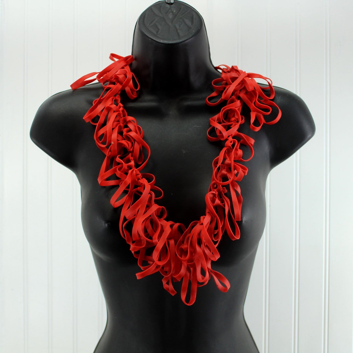 Red Lots of Rings Inner Tube Art Necklace Long Light Comfortable Fun Early 2000s