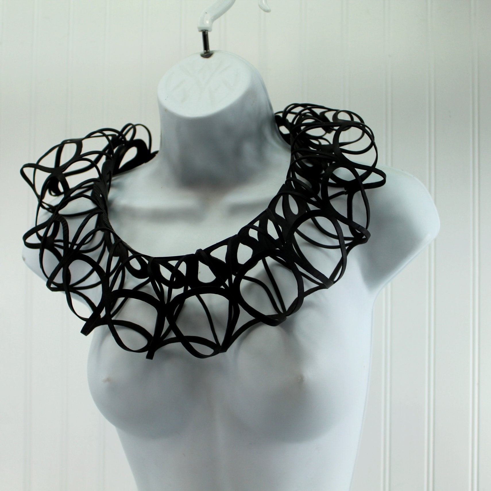 Artistically Cut Black Inner Tube Collar Necklace Light Comfortable 2002 Figure of 8 