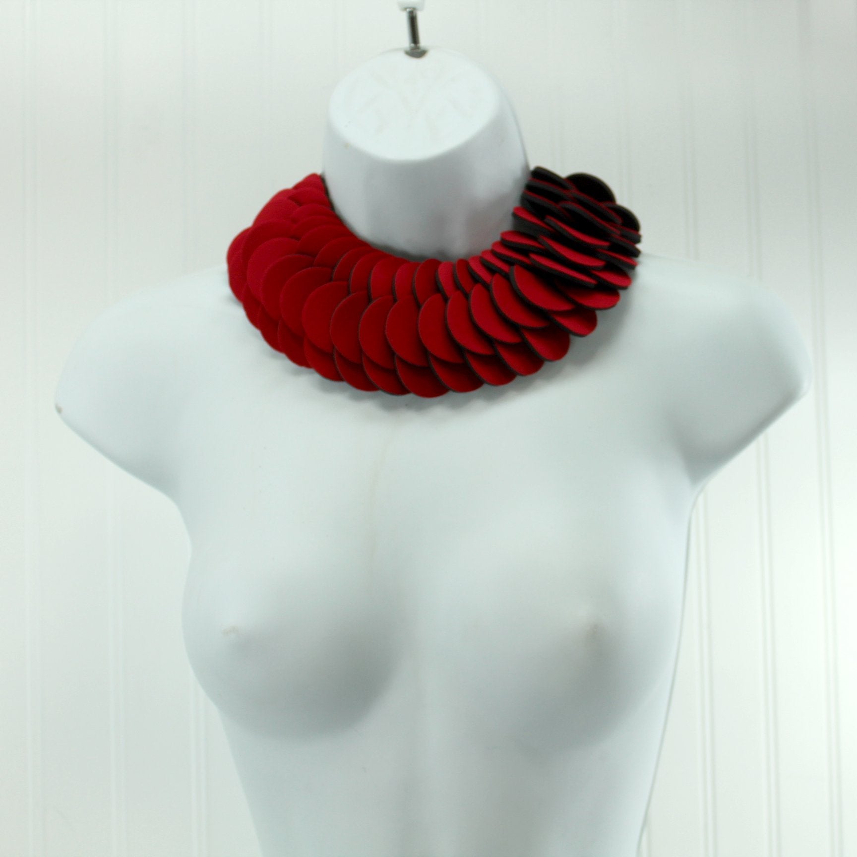 Red Black Disks Neoprene Wetsuit Artisan Collar Necklace Reverses Early 2000s