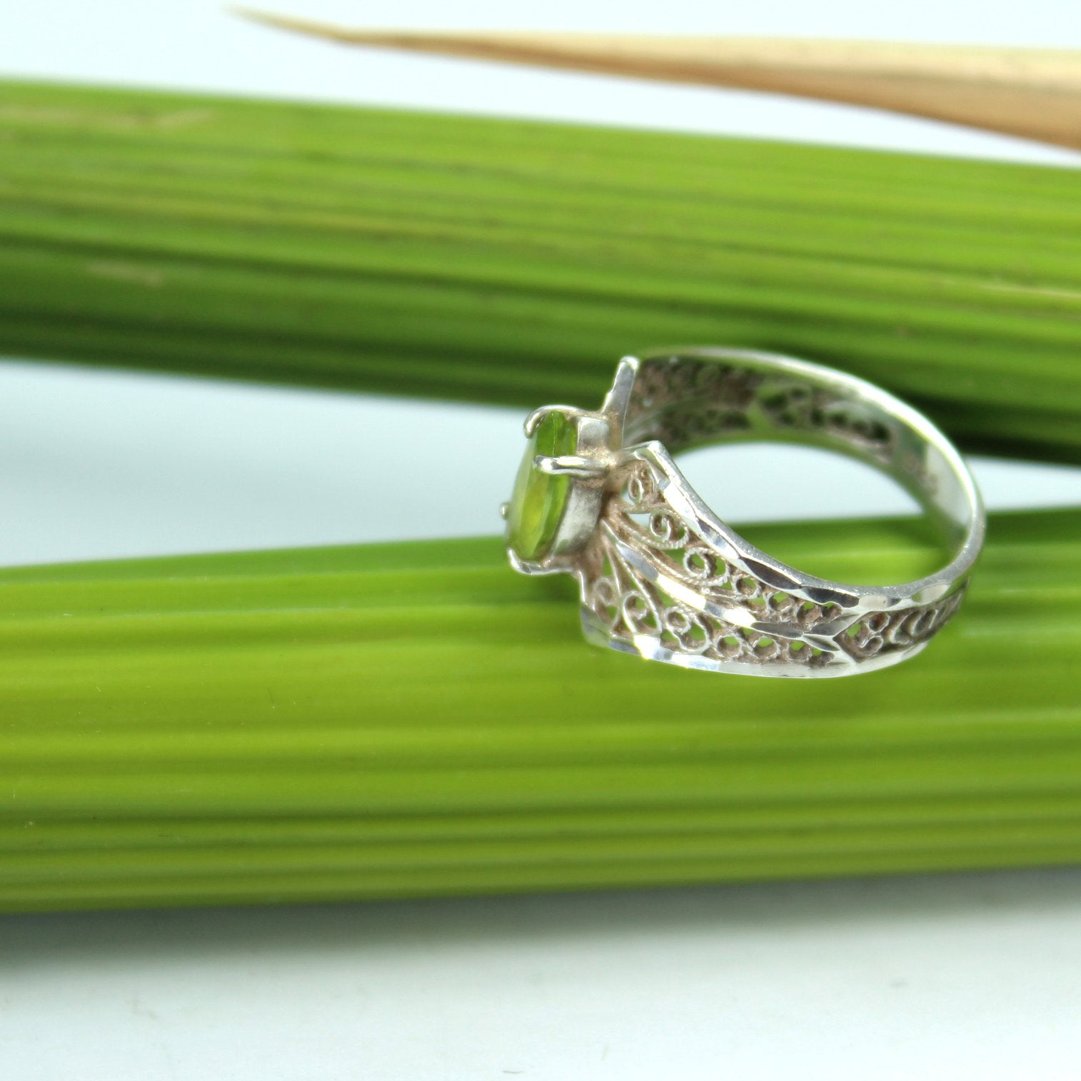 Artisan Sterling Filigree Large Oval Peridot Ring Butterfly Shape filigree work artisan