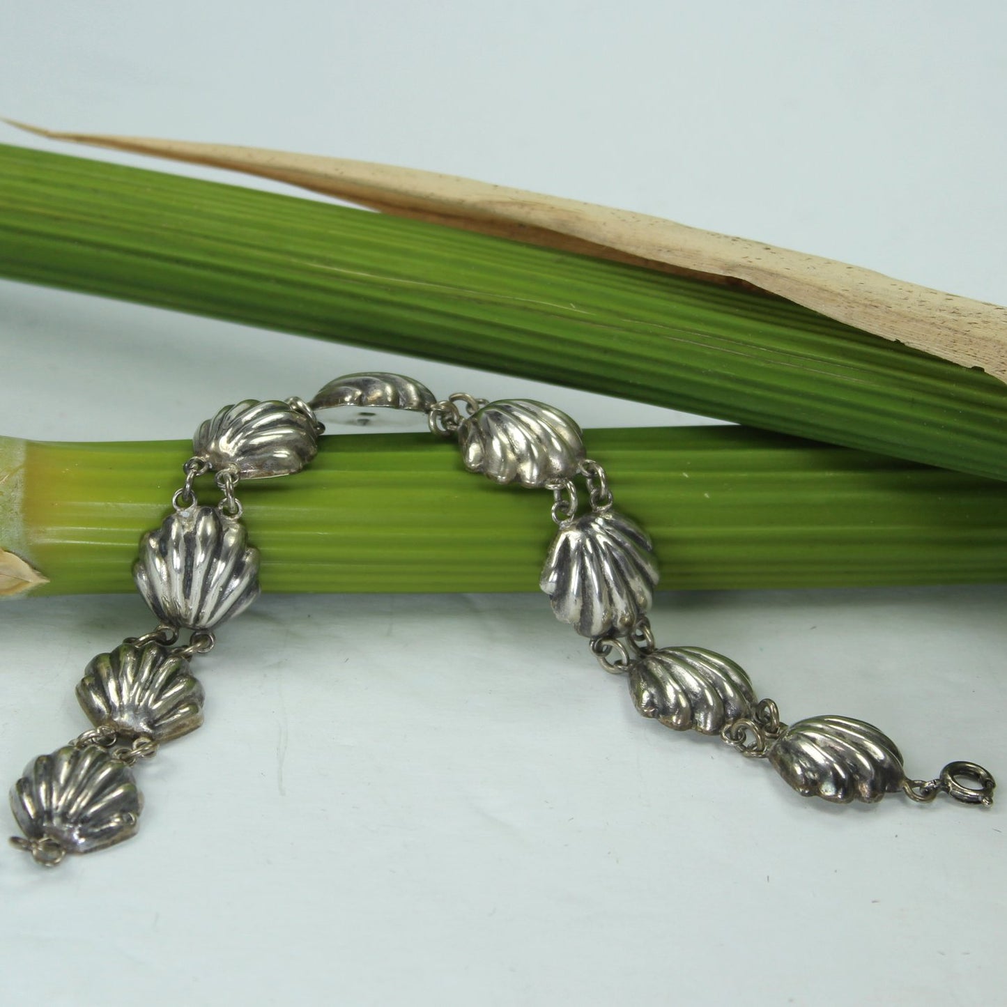 Sterling Silver Shell Design Link Bracelet Egypt open view