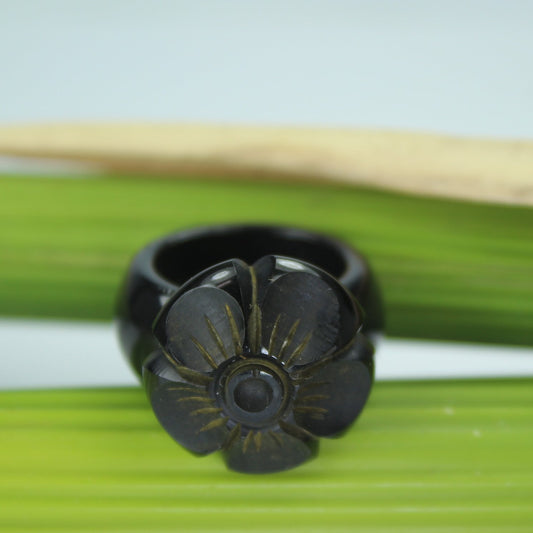 Unique Vintage Black Bakelite Phenolic Ring Applied Carved Flower Stunning