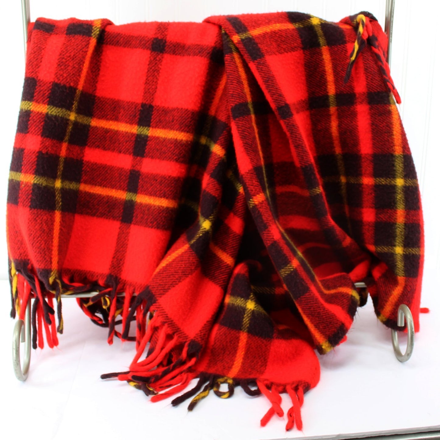 Faribo Acrylic Throw Classic Red Plaid 53" by 40" USA other view soft nice nap