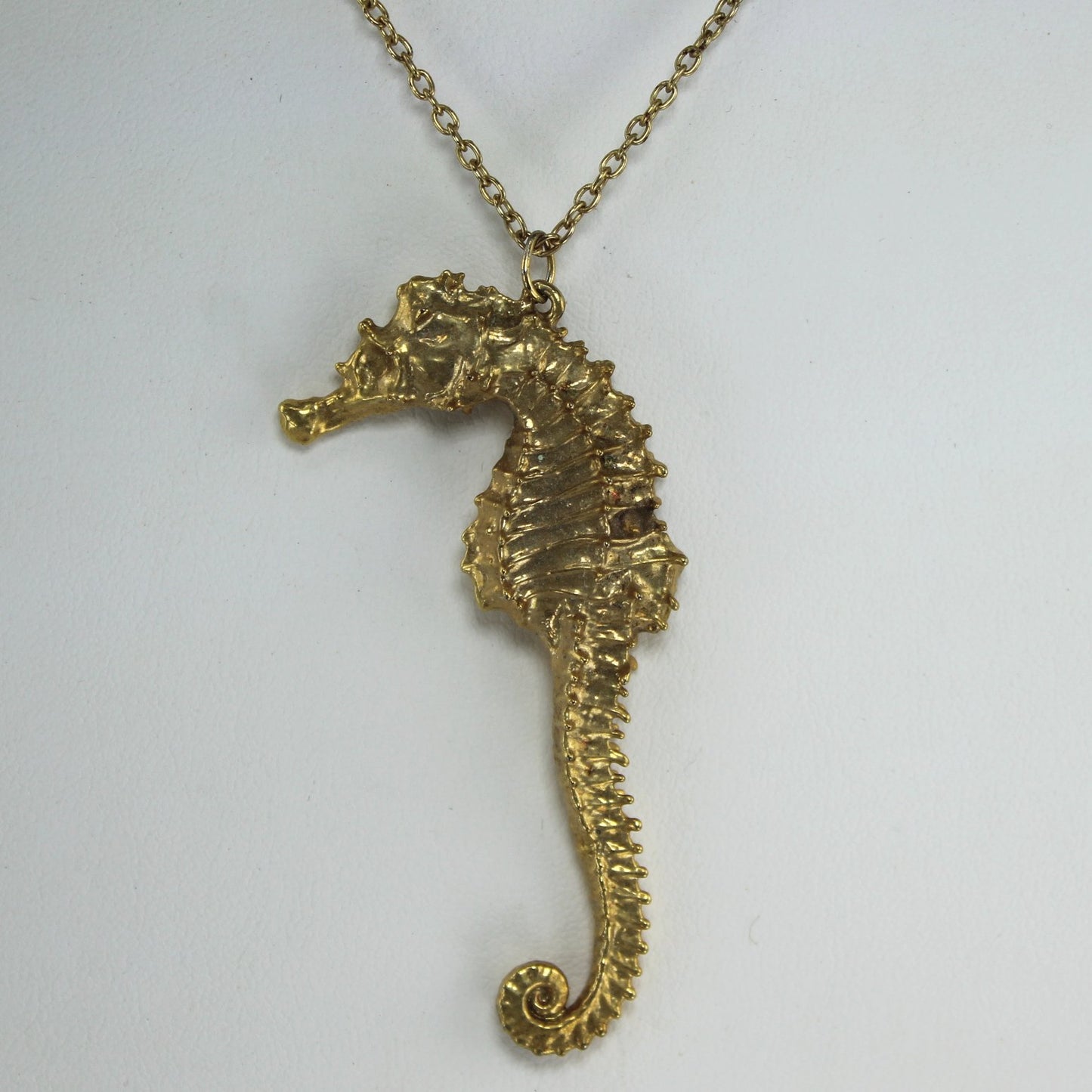 Natural Sea Horse Pendant Necklace Gold Wash Vintage 1980s 2nd side close