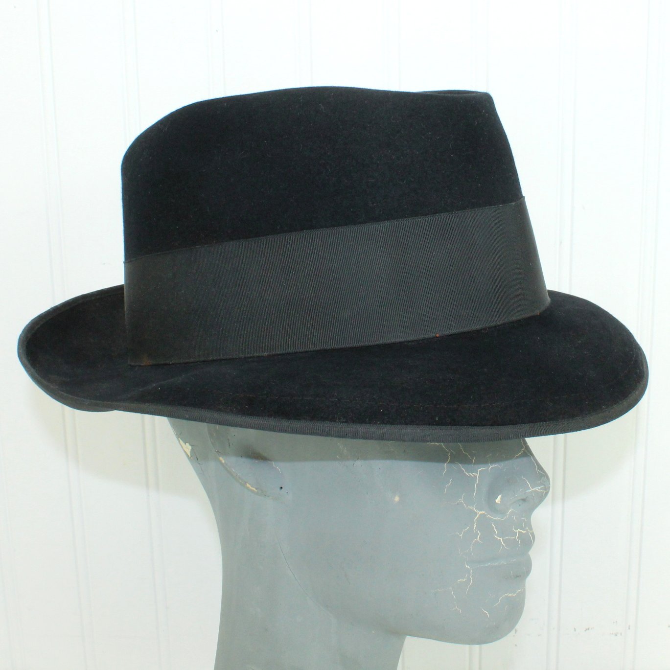 Dobbs Vintage Classic Black Hat Fedora Robt Kopp Huntington W Va Excellent side view
