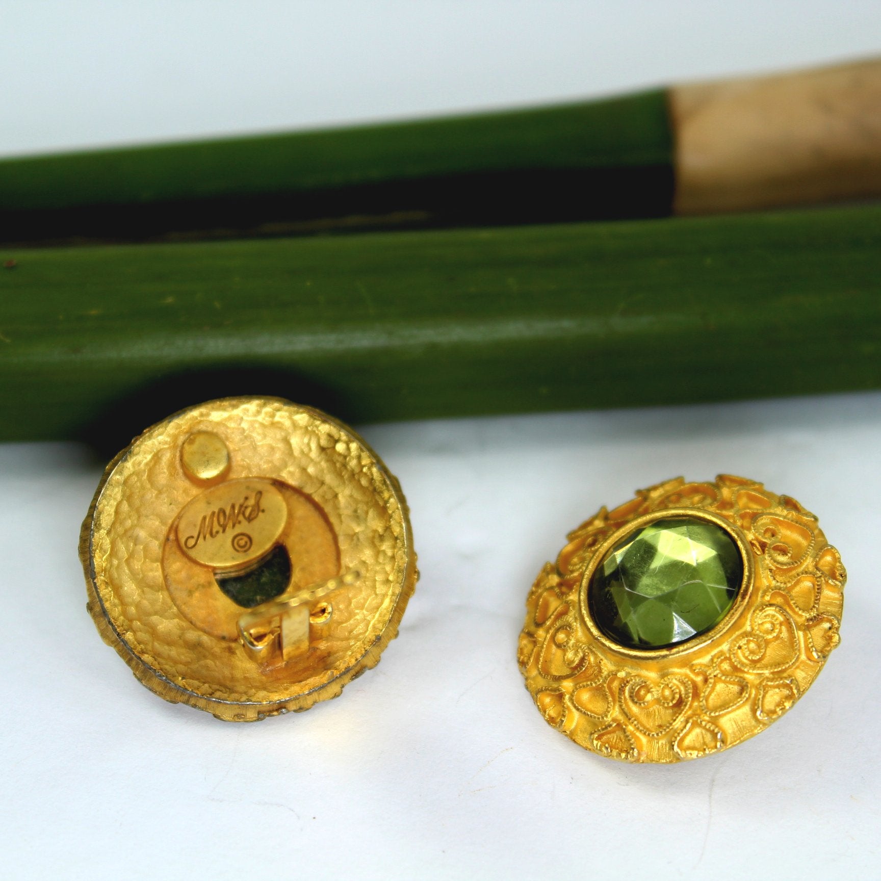 Stunning MWS Mark Wasserman Samara Clip Earrings Peridot Gold Encrusted Large Rounds marker mark clip view