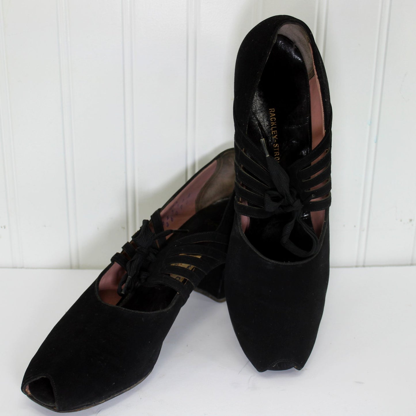 Dickerson 1940s Black Suede Tie Shoes 81/2 A Rockley Strom Co open toe