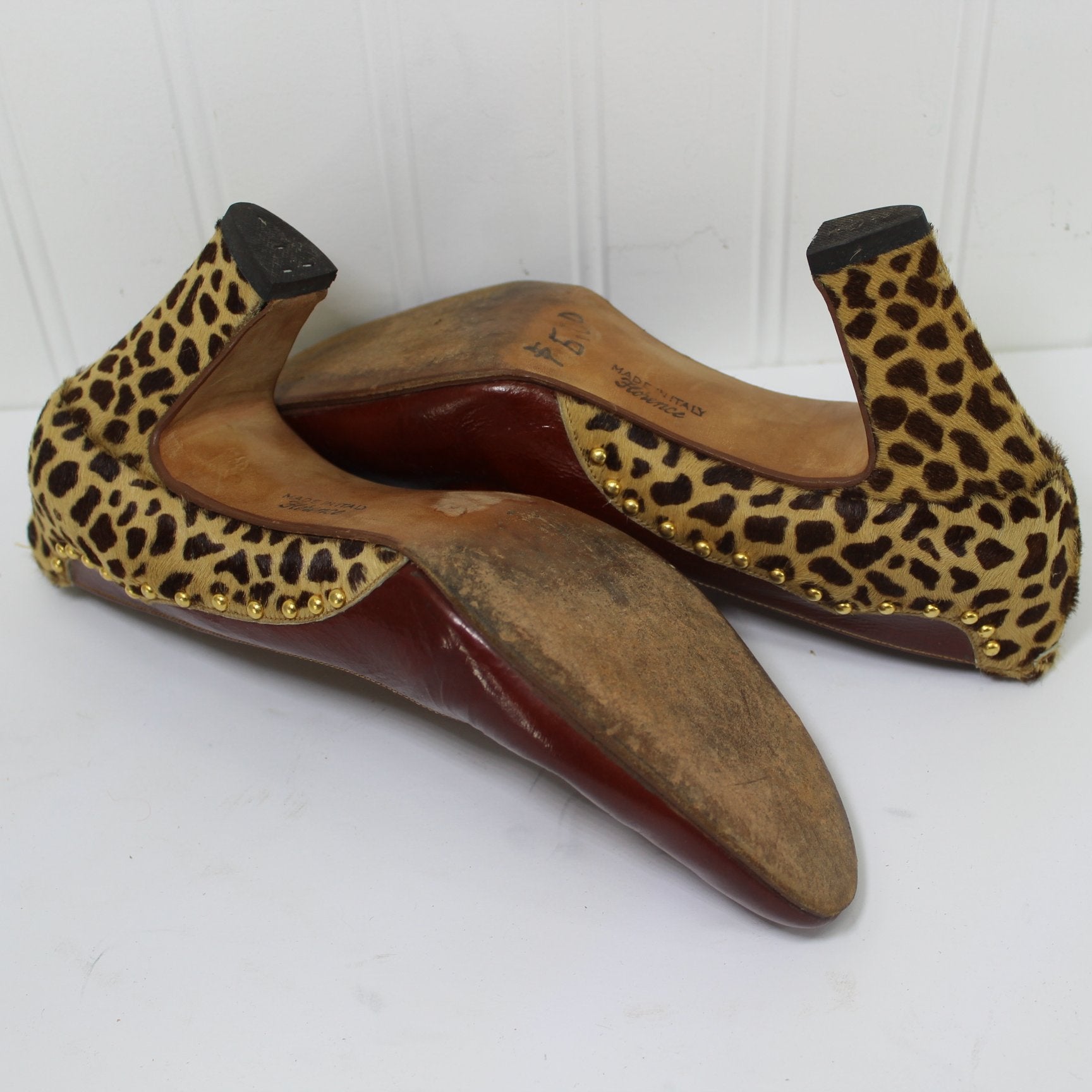 Rosina Ferragamo Italy Shoes 6M Leopard Print Trim Leather 1950s side heel view
