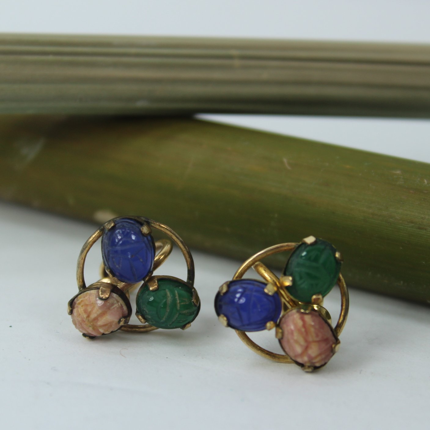 CC Mark Scarab 3 Stone Screw Earrings Mid Century 1/20 12K GF  straight on view