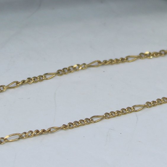 Fine Elegant Chain 14K Bracelet Italy Estate Pre Owned Nice Design closeup of chain design