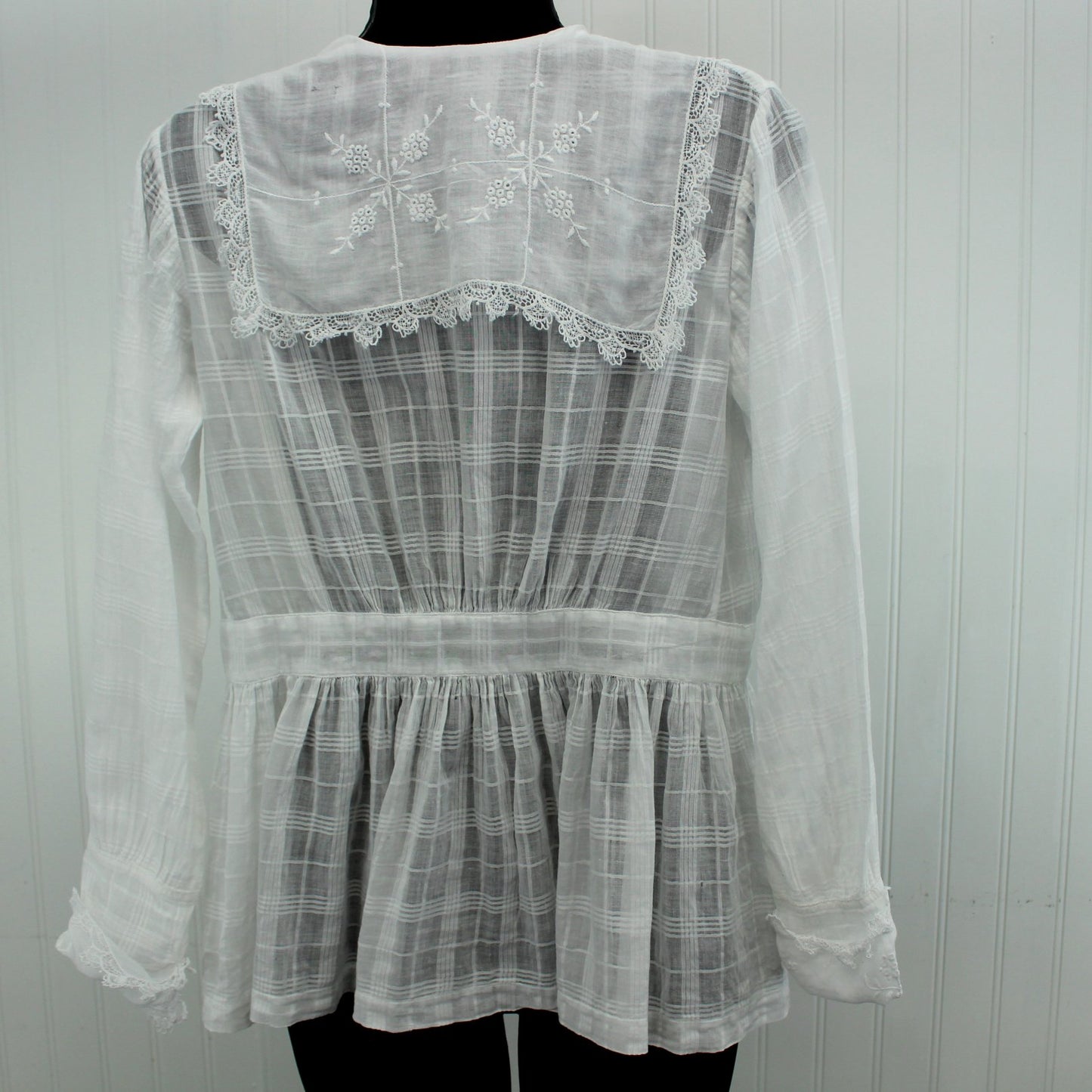 Victorian Edwardian Summer Jacket Windowpane Lawn Large Lace Collar back view