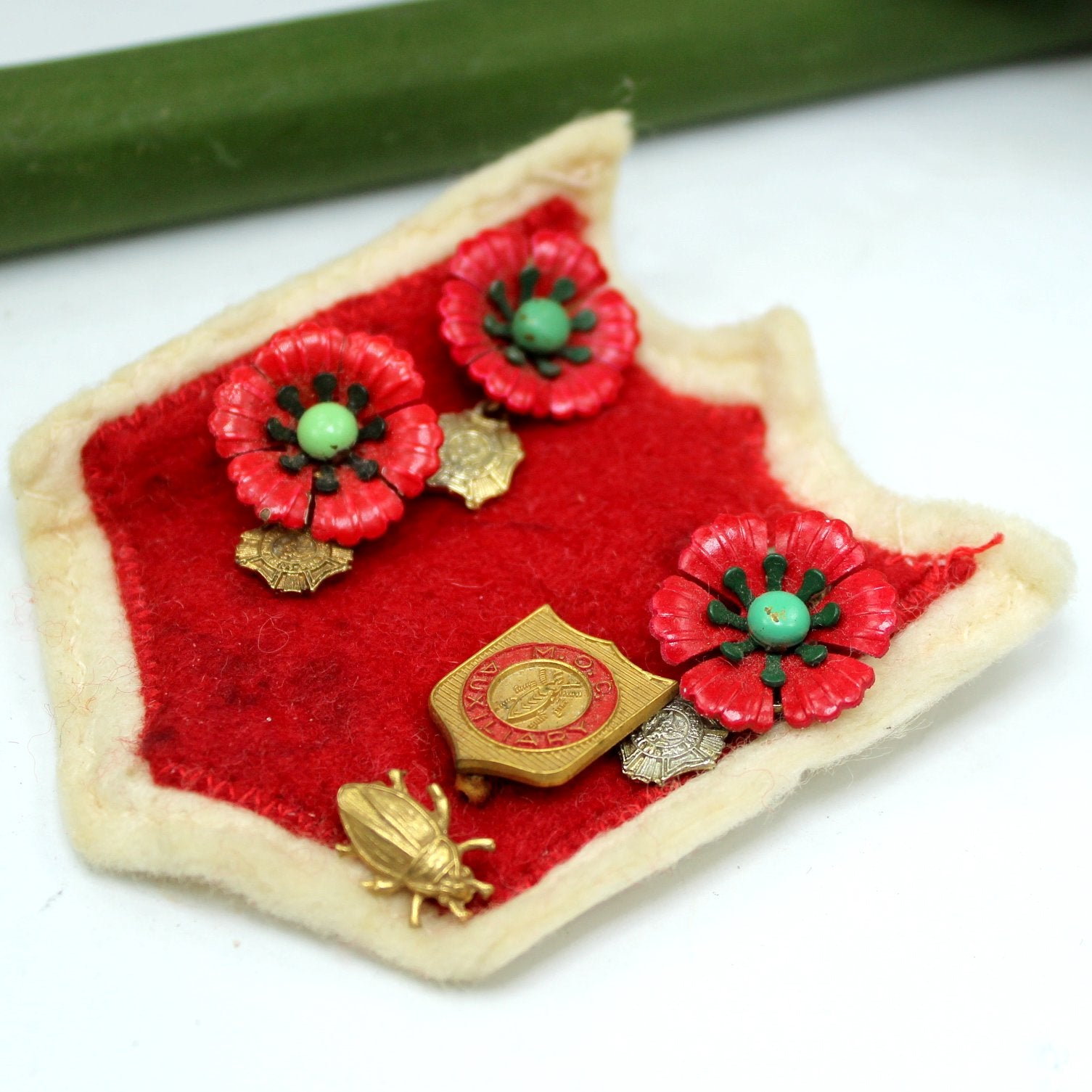Collection Vtg Military Order Cootie Aux and VFW Poppies Medals Red Felt Patch Cootie Pin