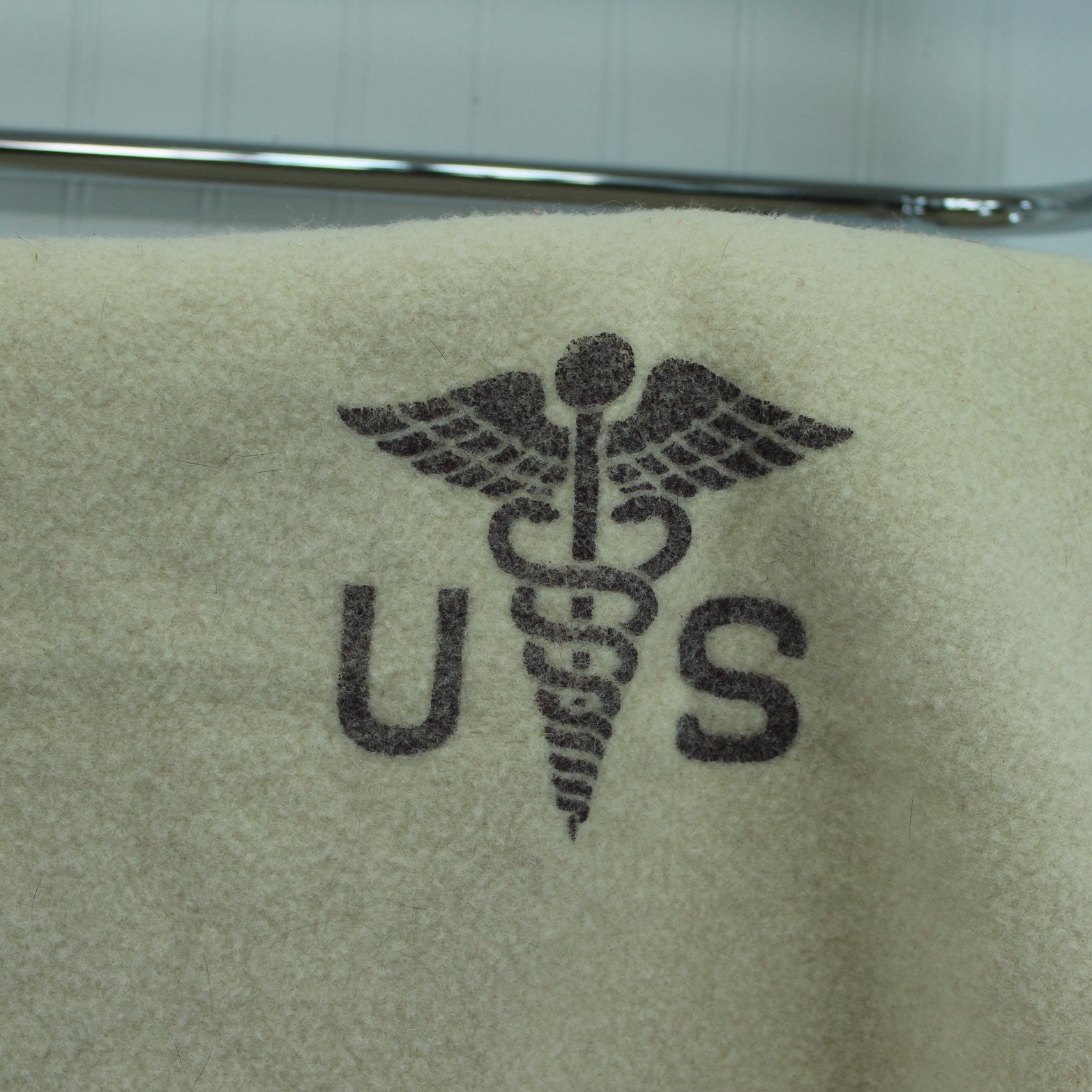 Faribault Faribo 1952 Medical Insignia Military Style Wool Blanket insignia medical hospital