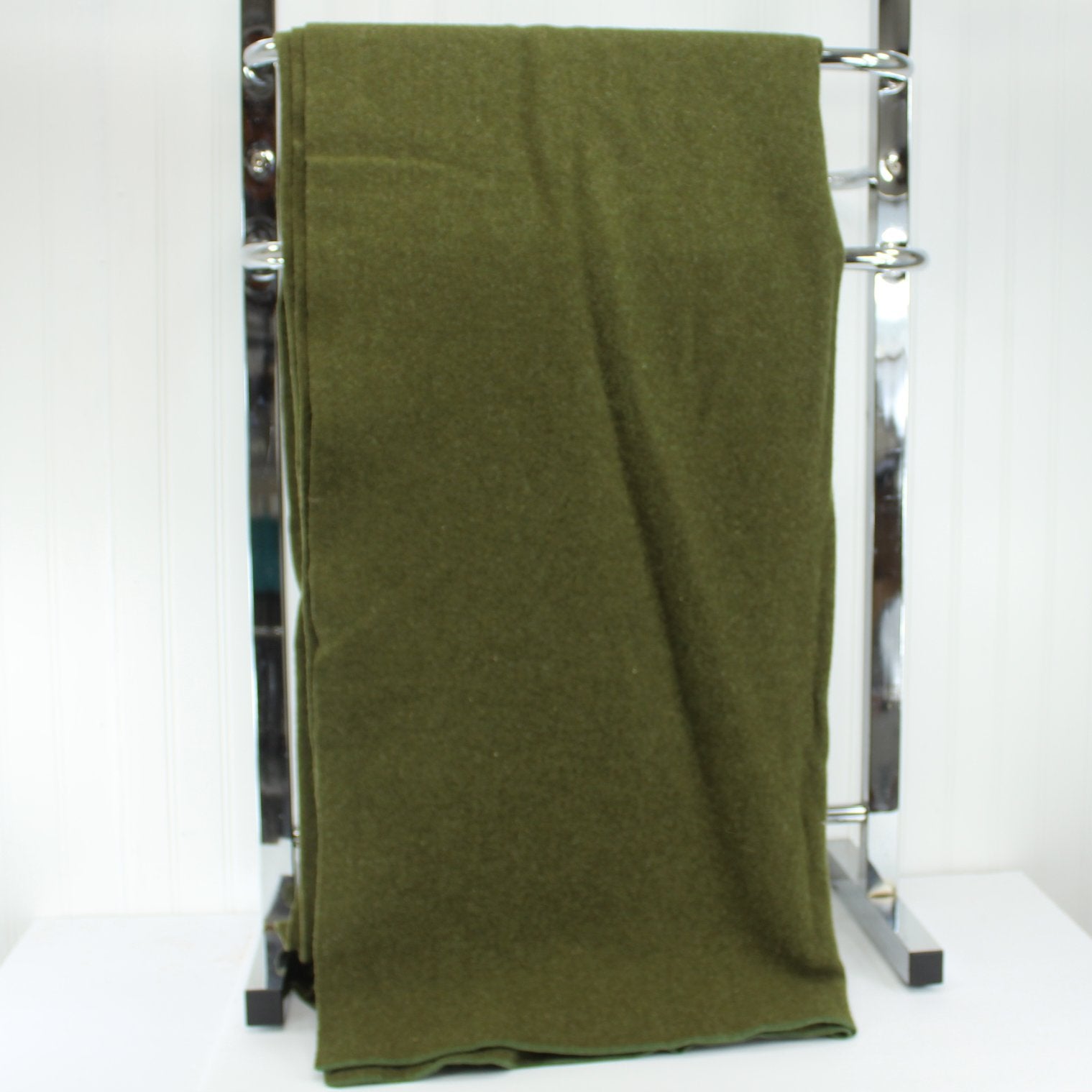 US Military Wool Blanket Drab Green 66" X 77" Soft Wool Newer linear version blanket