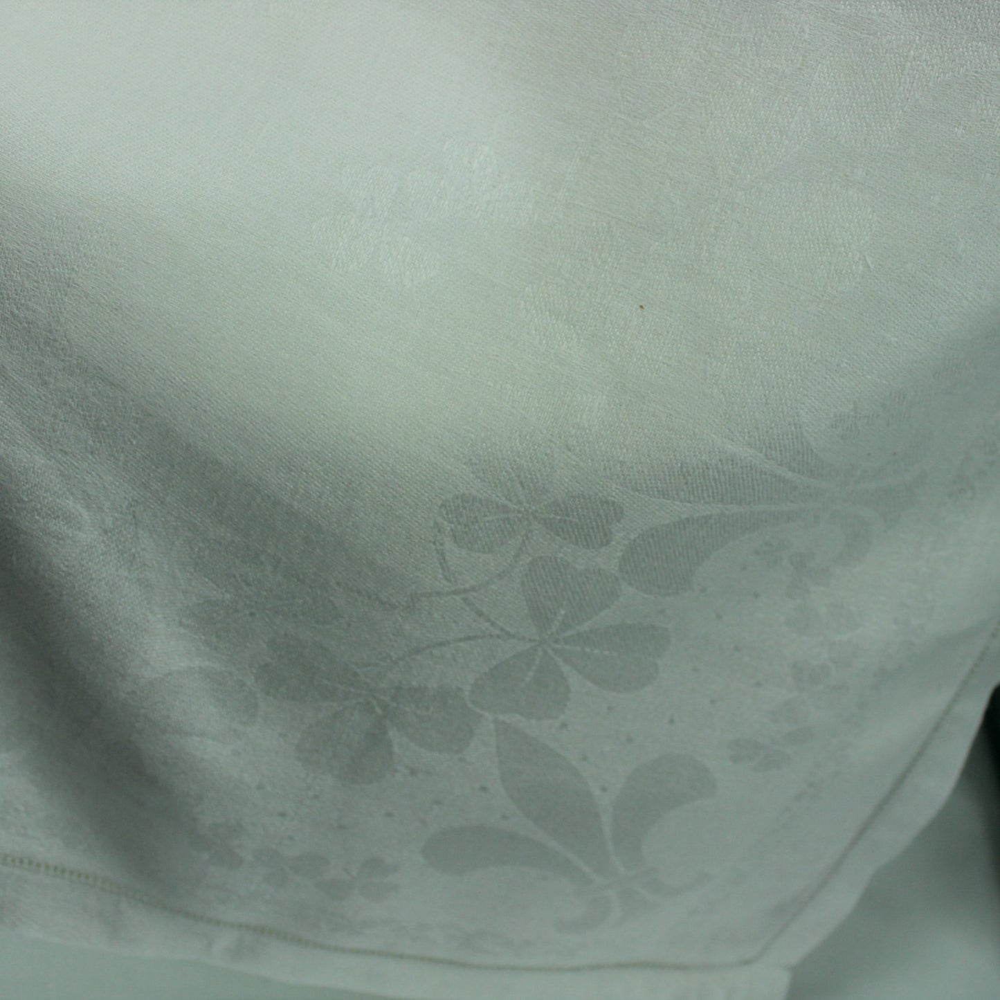 Heavy White Cotton Damask Tablecloth Fleur de Lis and Clover Design 55" X 66 closeup subtle design